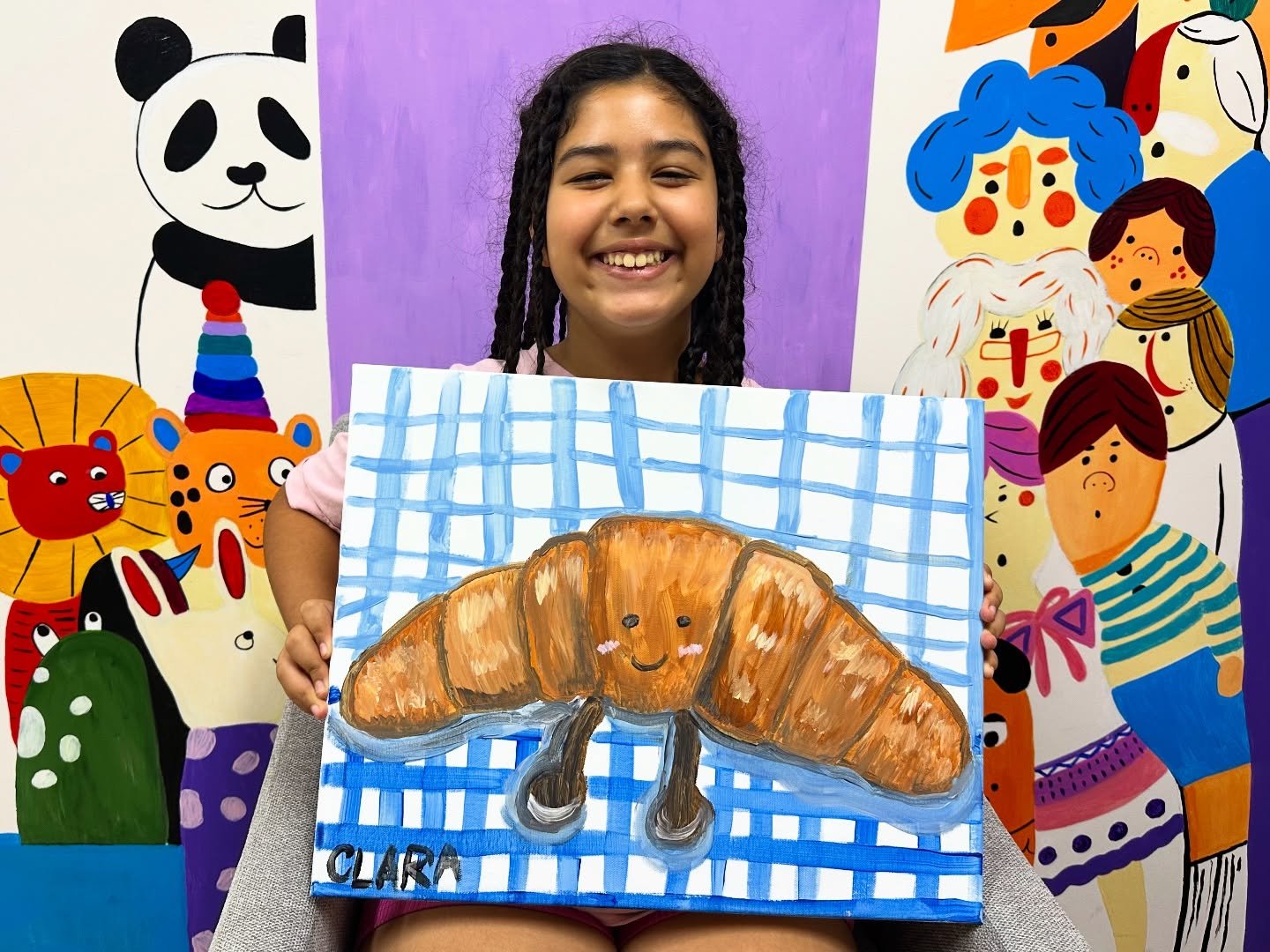 Cute, creative, and good enough to eat 🍓🧁✨
Our students are turning food into the softest Jellycat-inspired artworks!

Join Art Class at Sounds N Shapes 🎨
DM us or book online to start creating 🤍