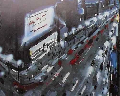 Verregnete Straßenszene mit reflektierenden Lichtern und Autos bei Nacht.