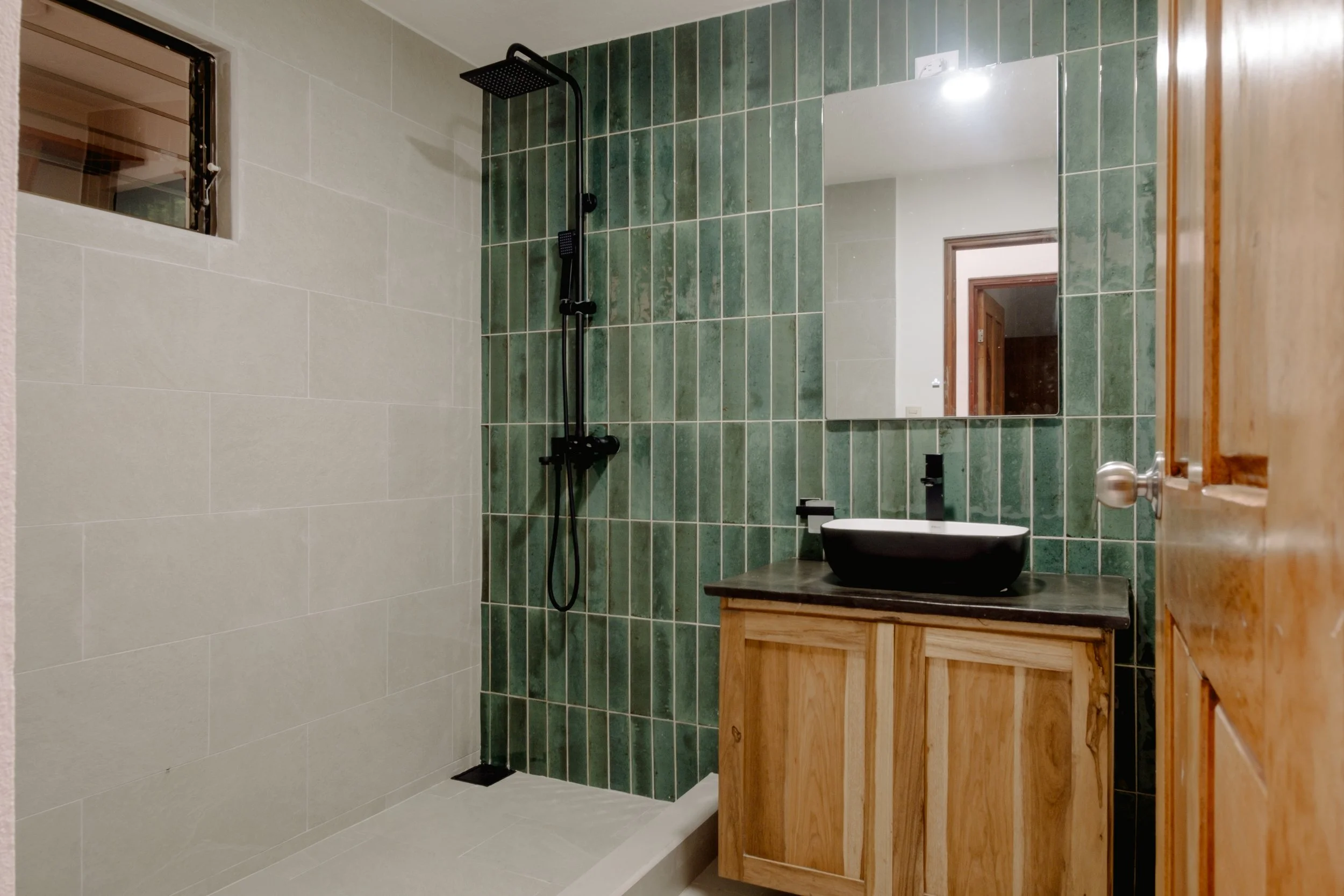 © Shawna Stanley 2025-12.jpg