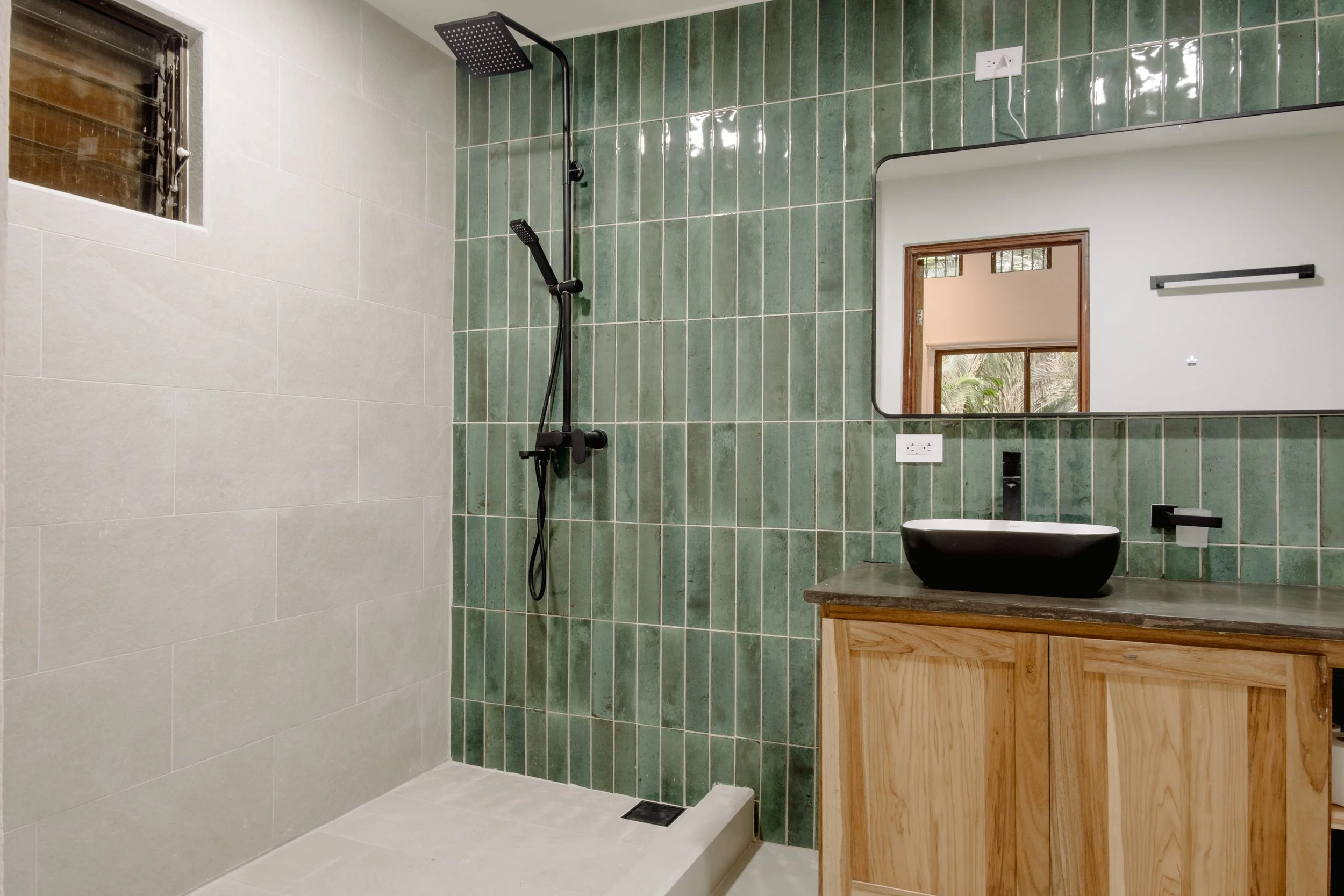 © Shawna Stanley 2025-11.jpg