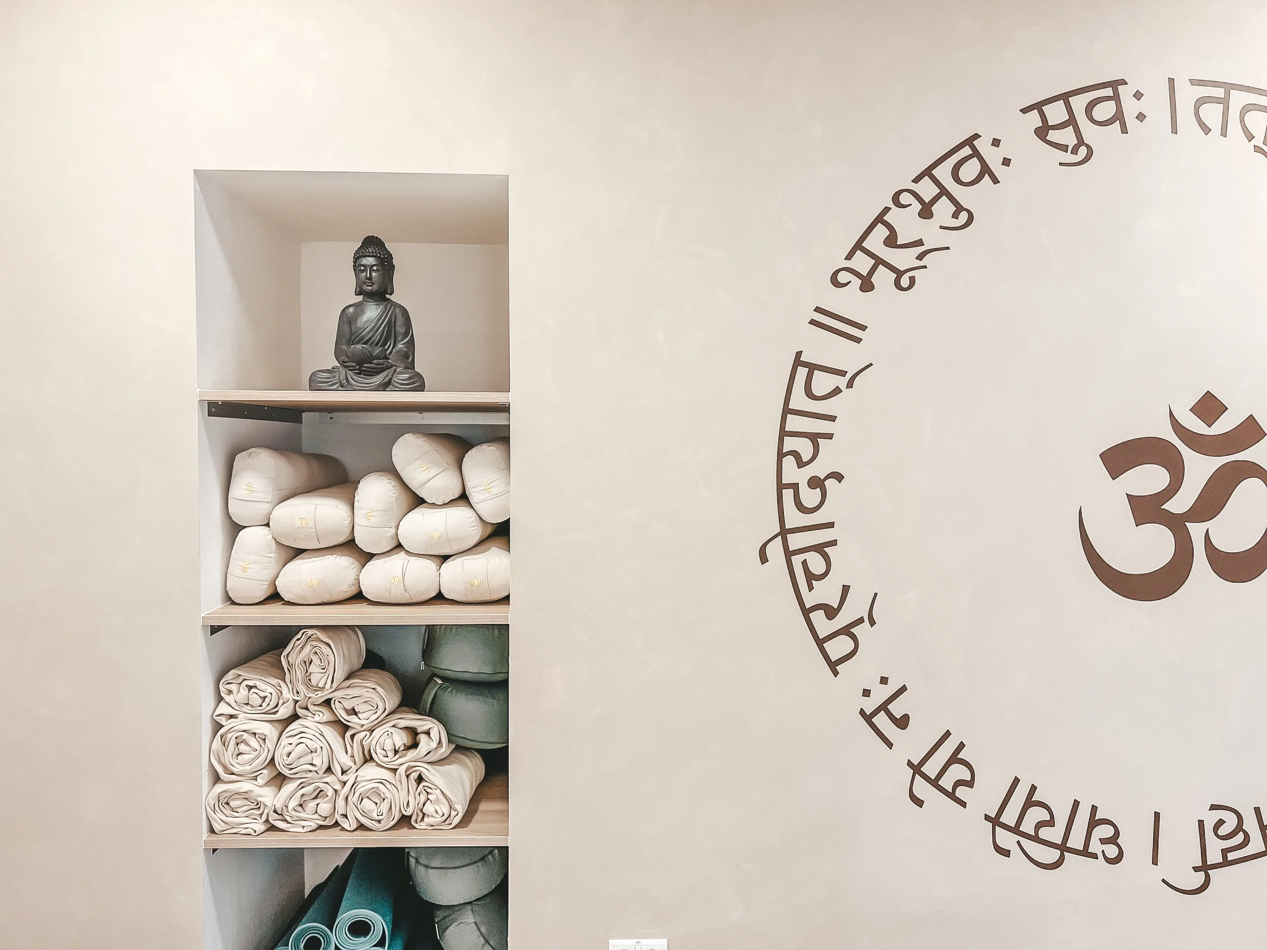 yoga raum, soulcoffee graz, buddha, space, workshops, events, om, gayatri mantra