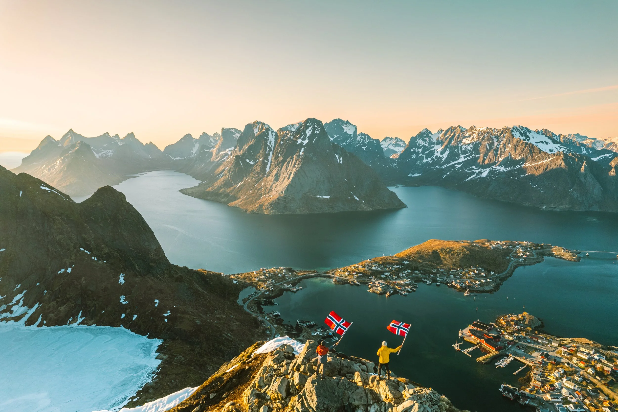 Cima de Reinebringen en Lofoten