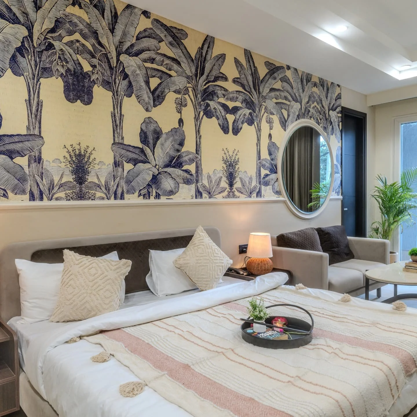 💙✨ Newly designed &amp; delivered ✨💙
Boutique Studios by Zipcode Hospitality &ndash; featuring abstract banana leaf wallpaper in calming monochrome blue tones 🍃🎨, curated paintings, and a serene outdoor balcony seating for the perfect escape 🌿☕?