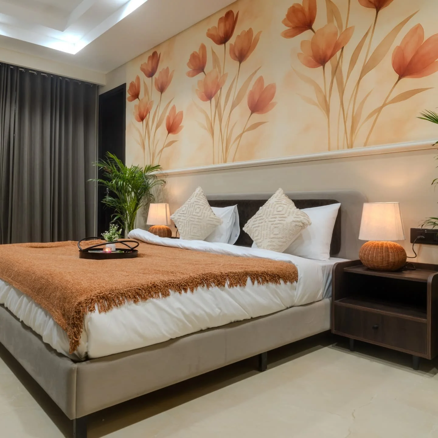 🌹✨ Newly designed &amp; delivered! ✨🌹
Boutique Studios by Zipcode Hospitality &ndash; where modern comfort meets bold red floral abstract elegance 🌺🎨
A perfect blend of style, warmth &amp; unforgettable vibes 💫

#ZipcodeHospitality #BoutiqueStud