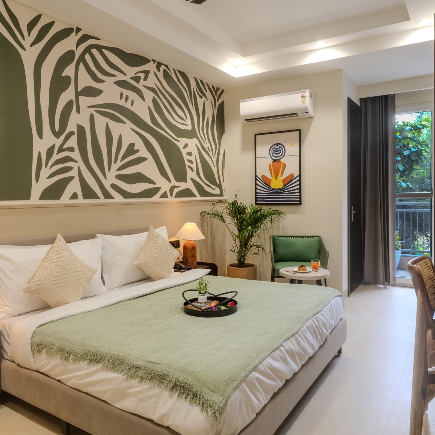 ✨ Newly designed &amp; delivered ✨
Boutique Studios by Zipcode Hospitality &ndash; where comfort meets artful living 🌿🎨
Featuring our floral green abstract wallpaper, curated aesthetics &amp; an ambiance crafted for unforgettable stays 💫

#Zipcode