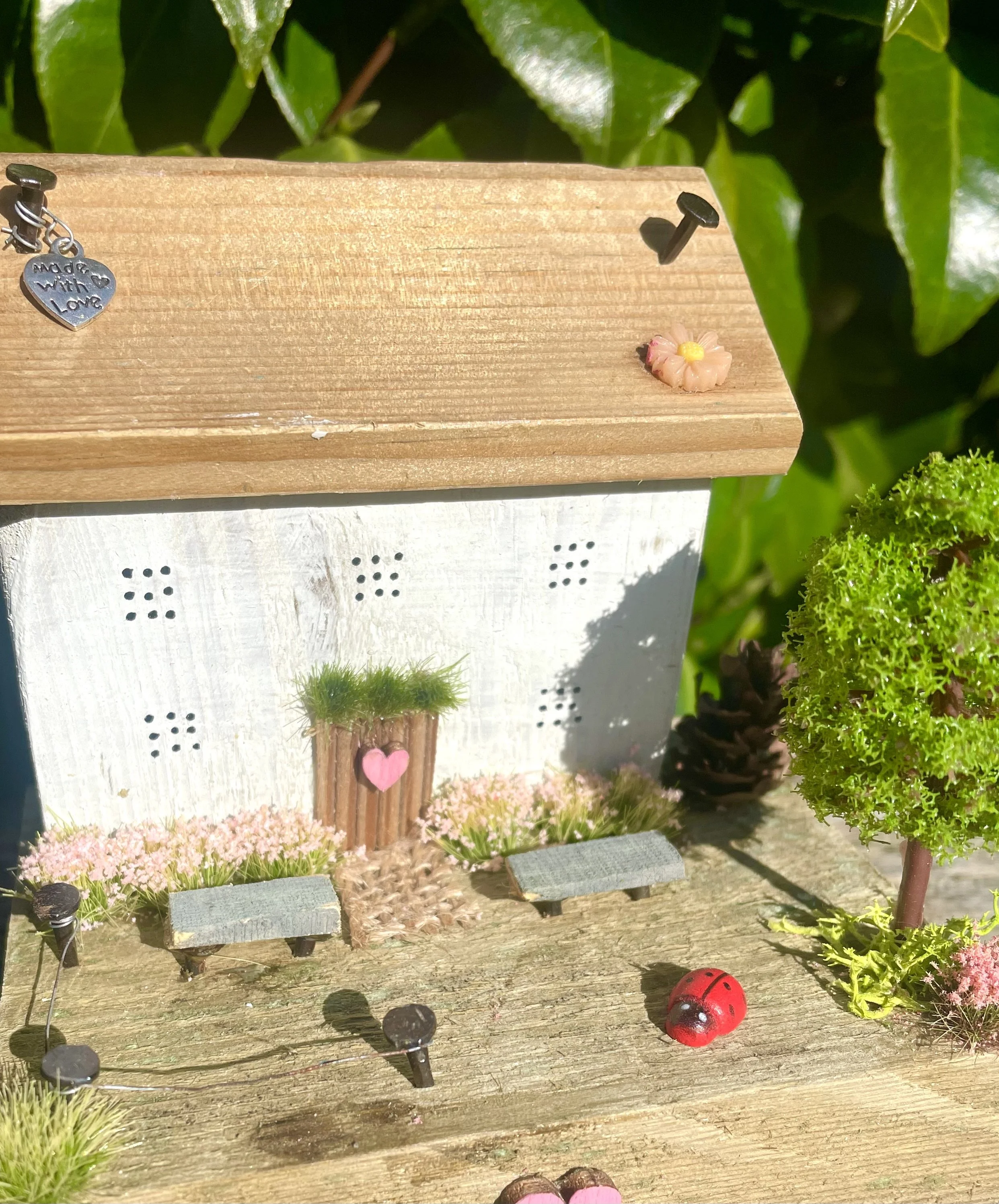 Country cottage 3.jpg