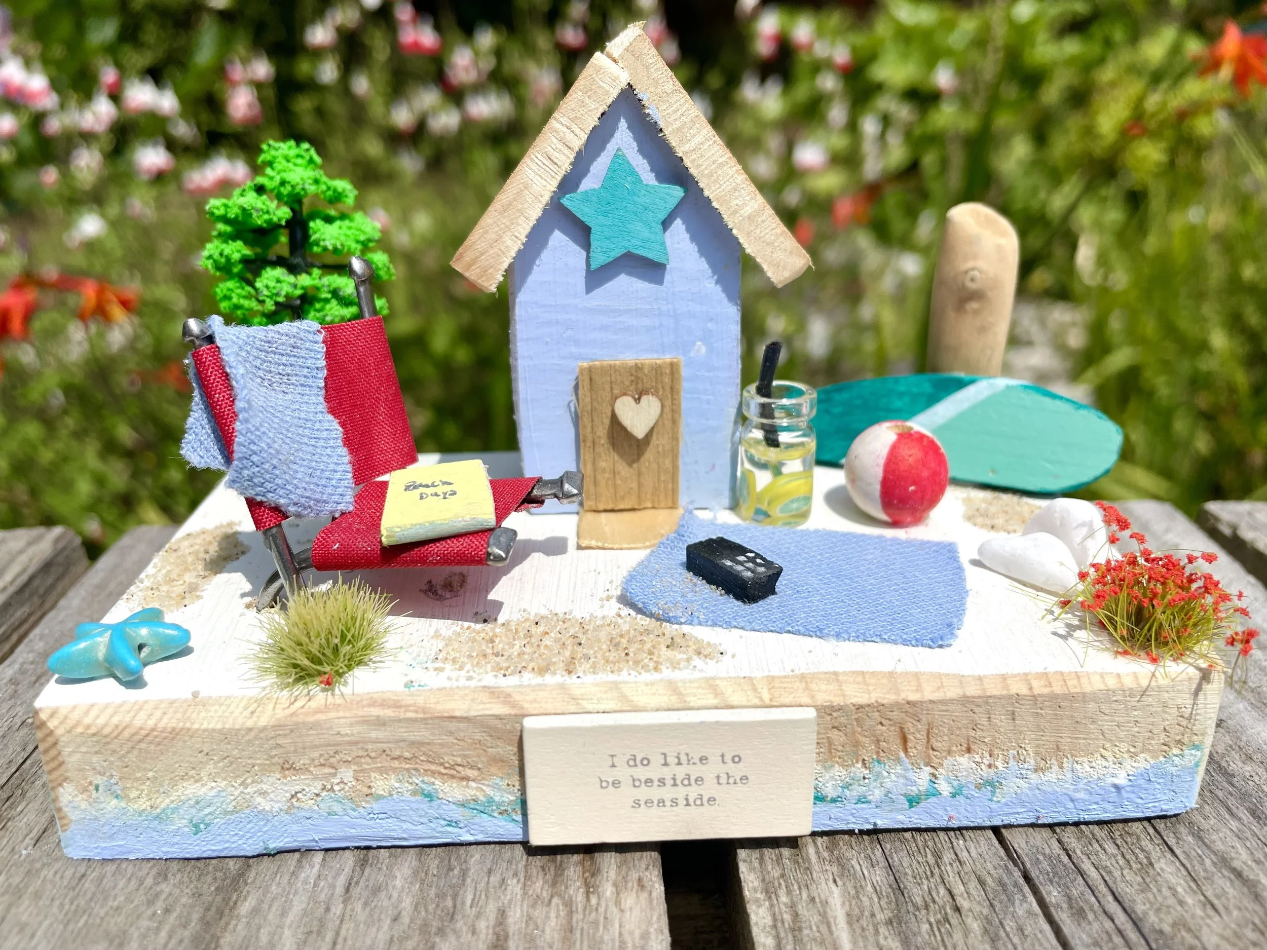 I do like to be besides the seaside