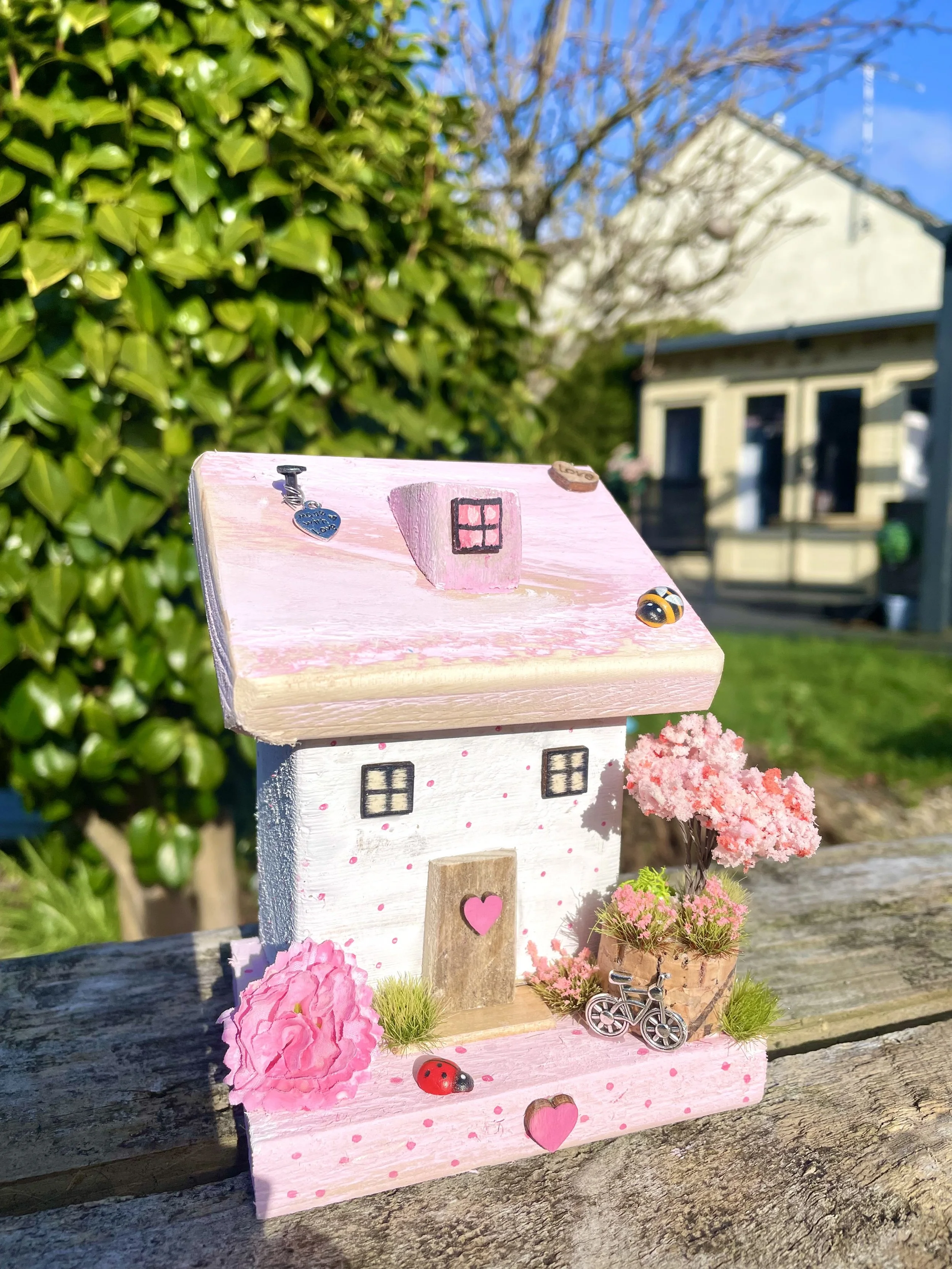 pink polka dot house 5.jpg
