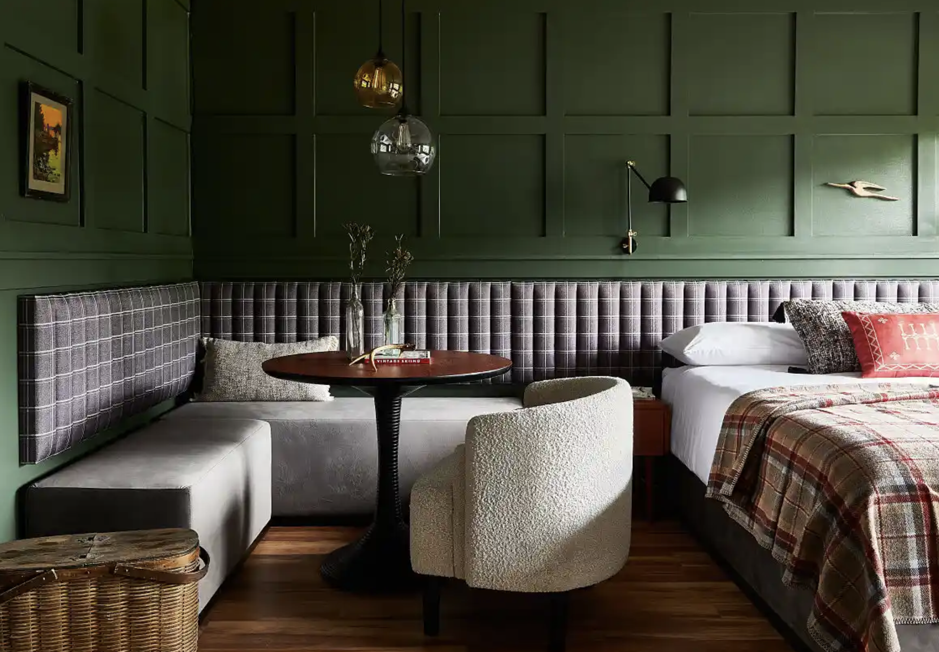 BLUEBIRD HUNTER LODGE