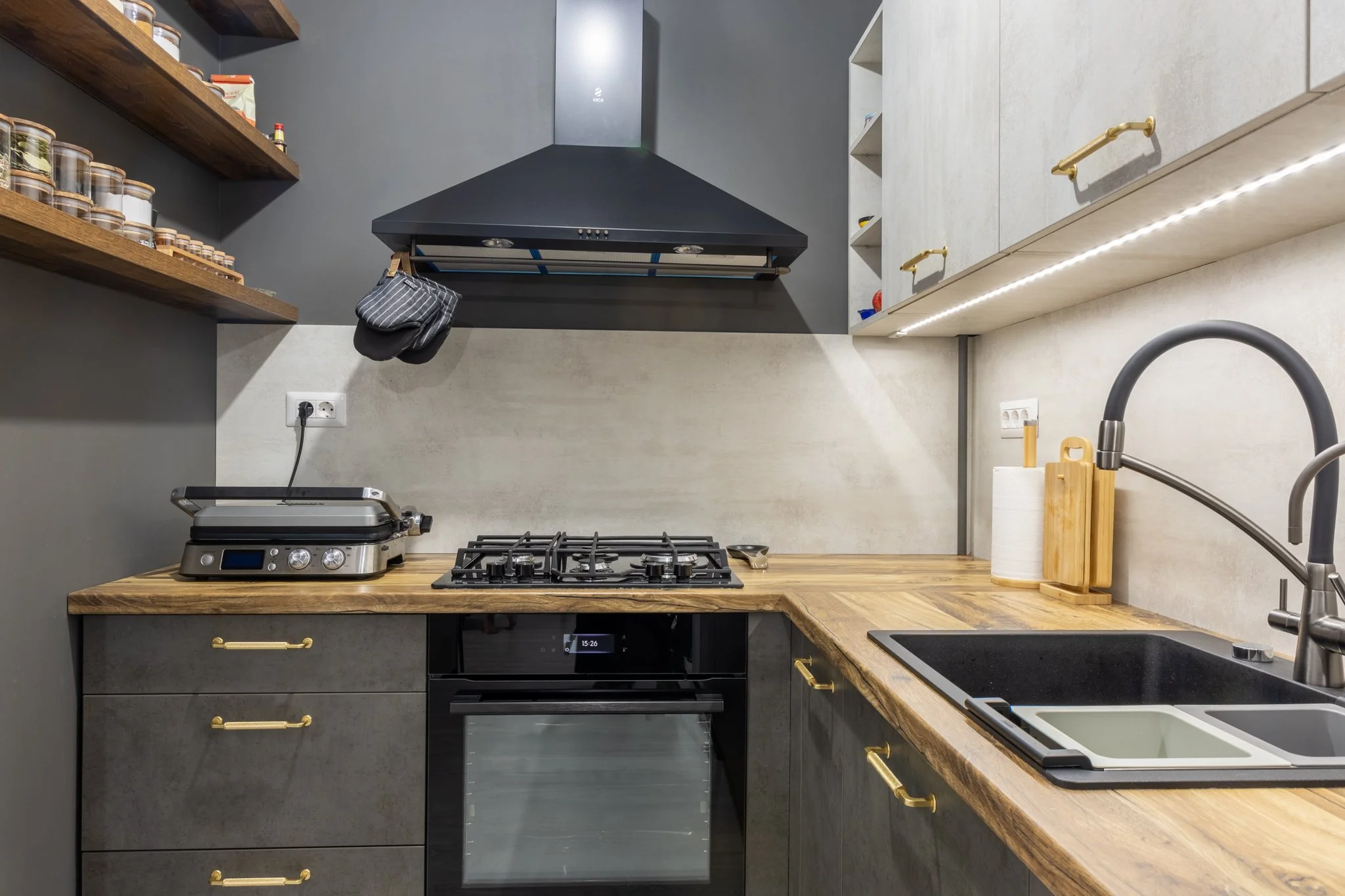 Kitchen Tailors - Evolution - 004-2048px.jpg