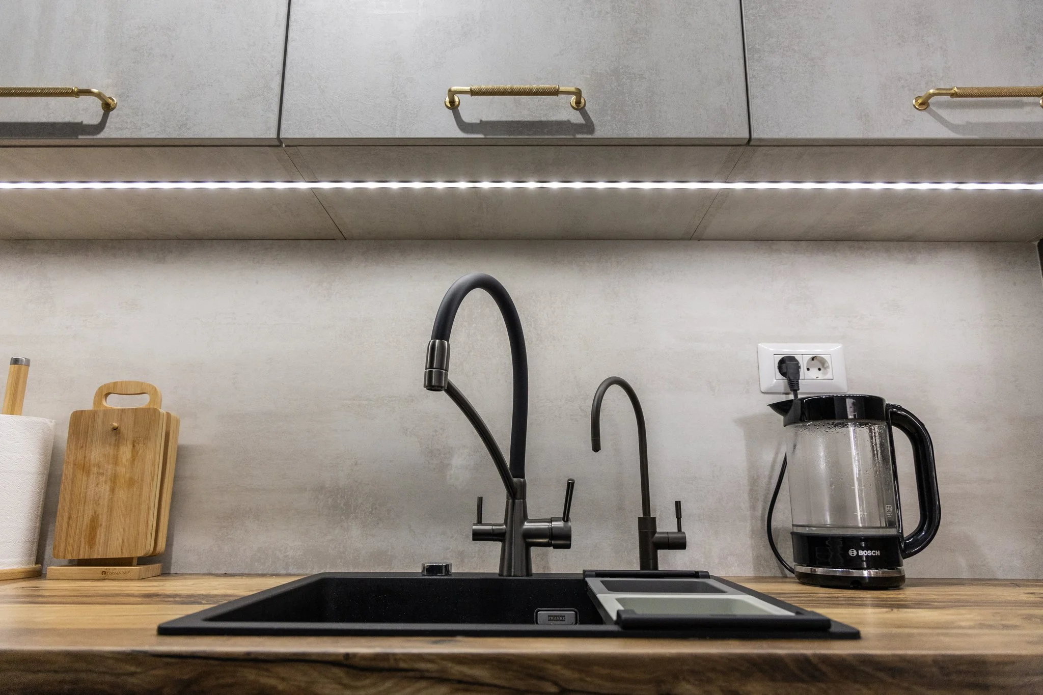 Kitchen Tailors - Evolution - 011-2048px.jpg