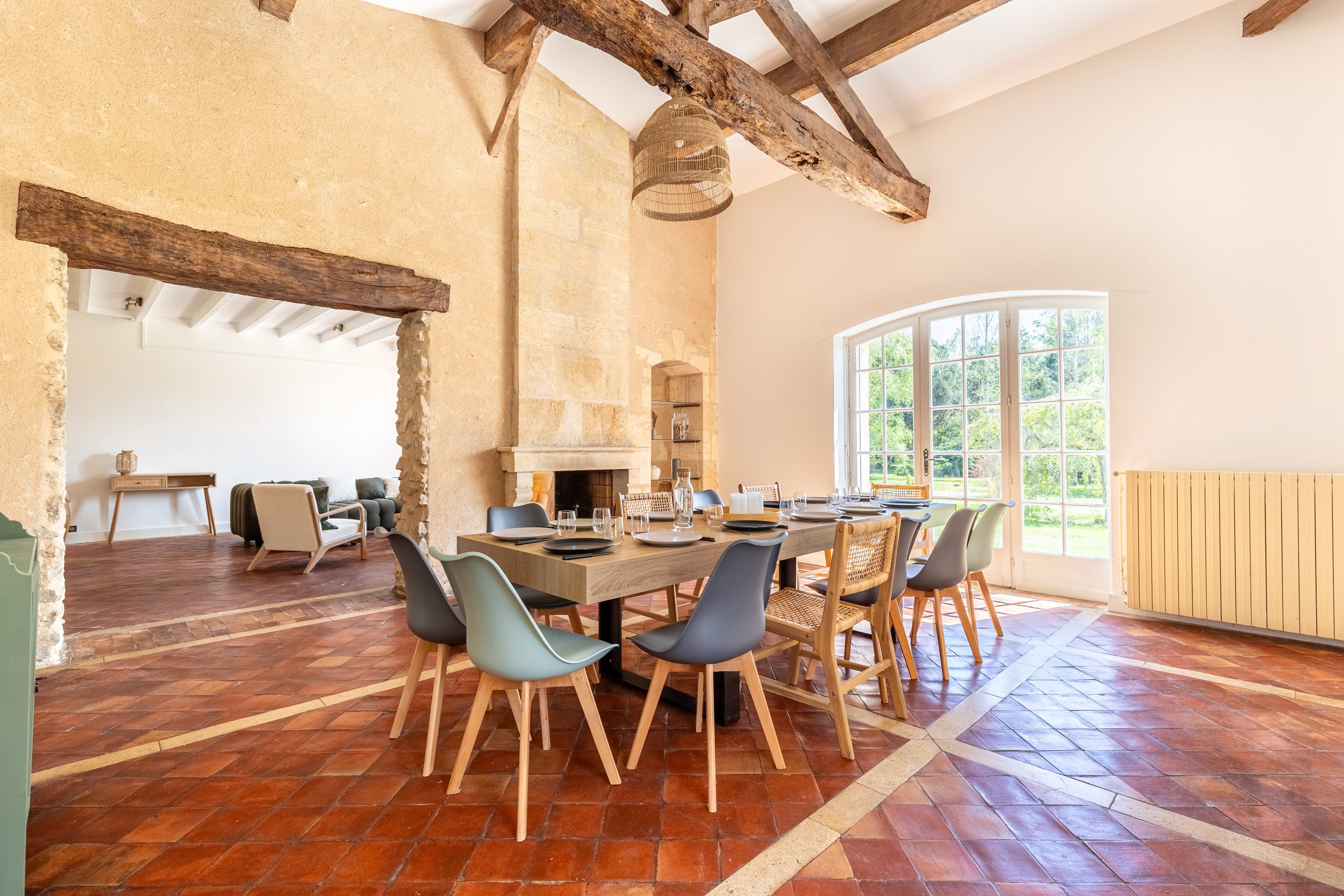 6. Salle à manger 2.jpg