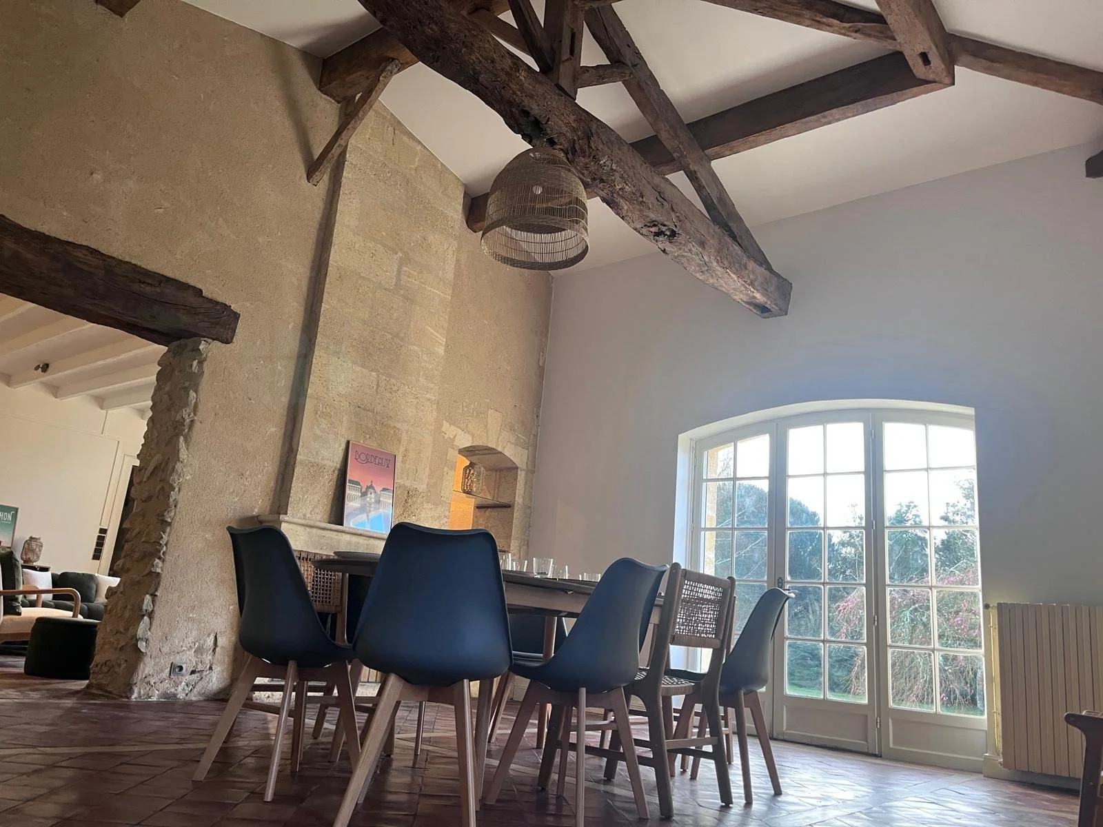 Salle à manger de la Chartreuse au Domaine des Bruyères près de Bordeaux