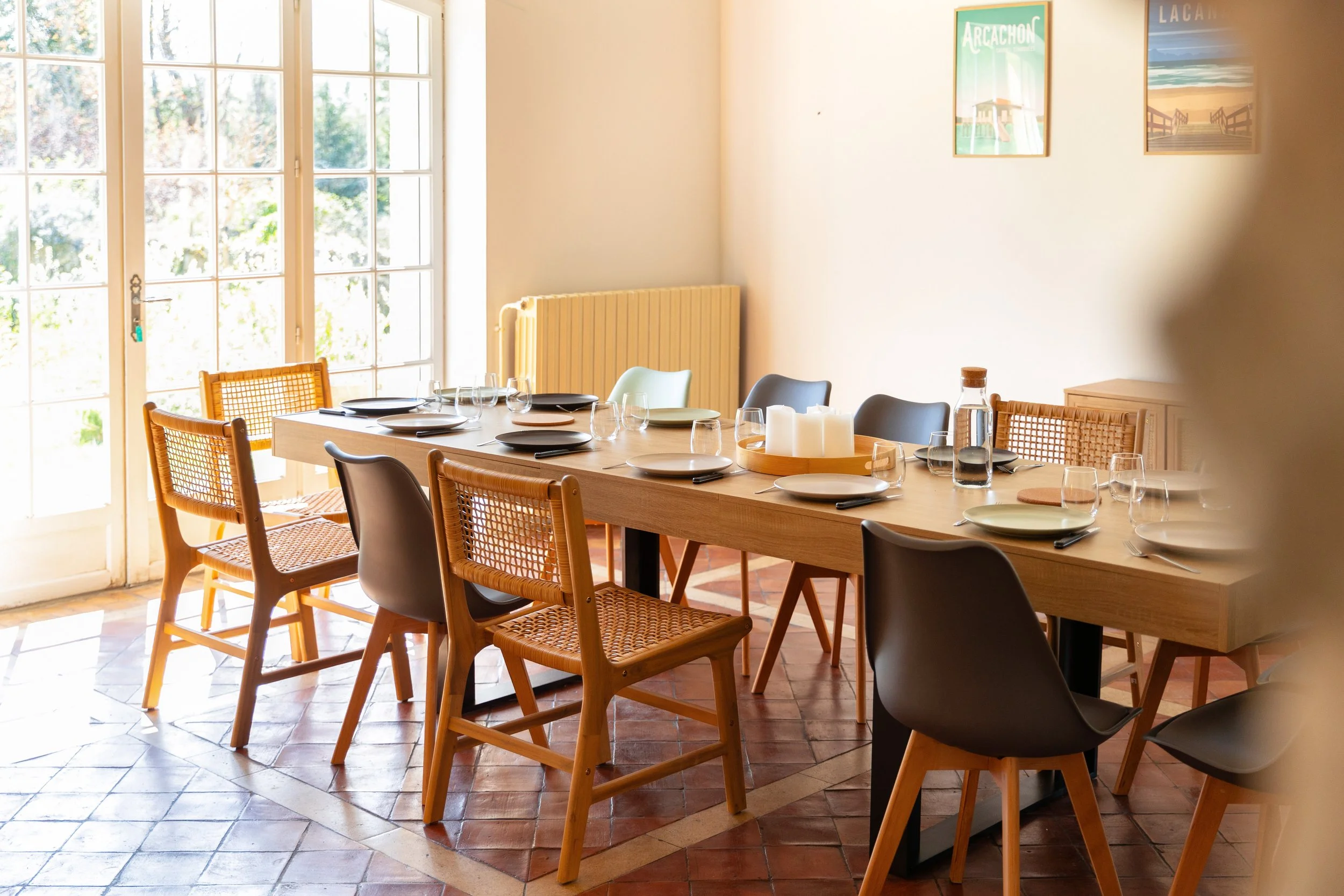 7. Salle à manger - Détails.jpg