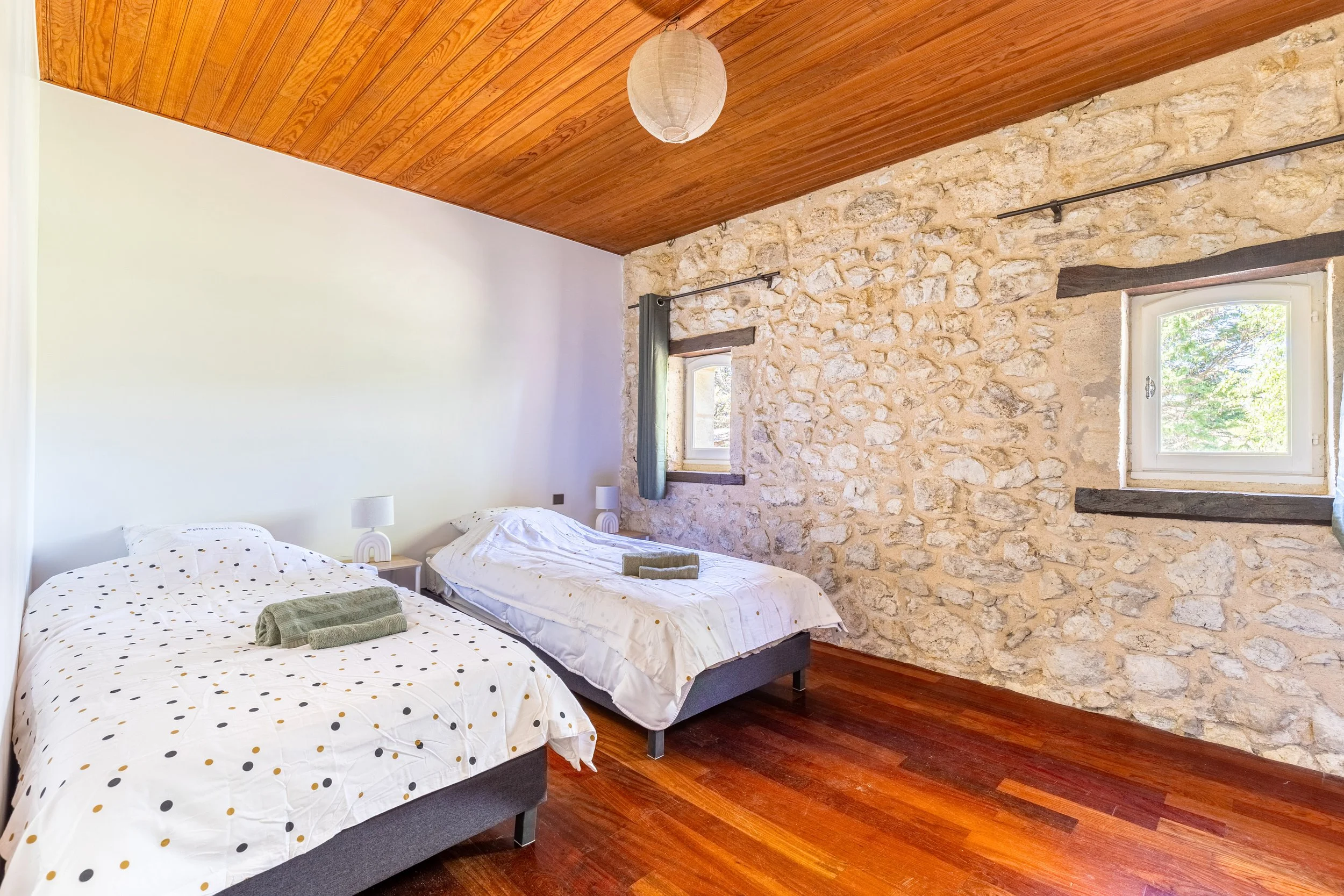 20. Chambre 5.jpg