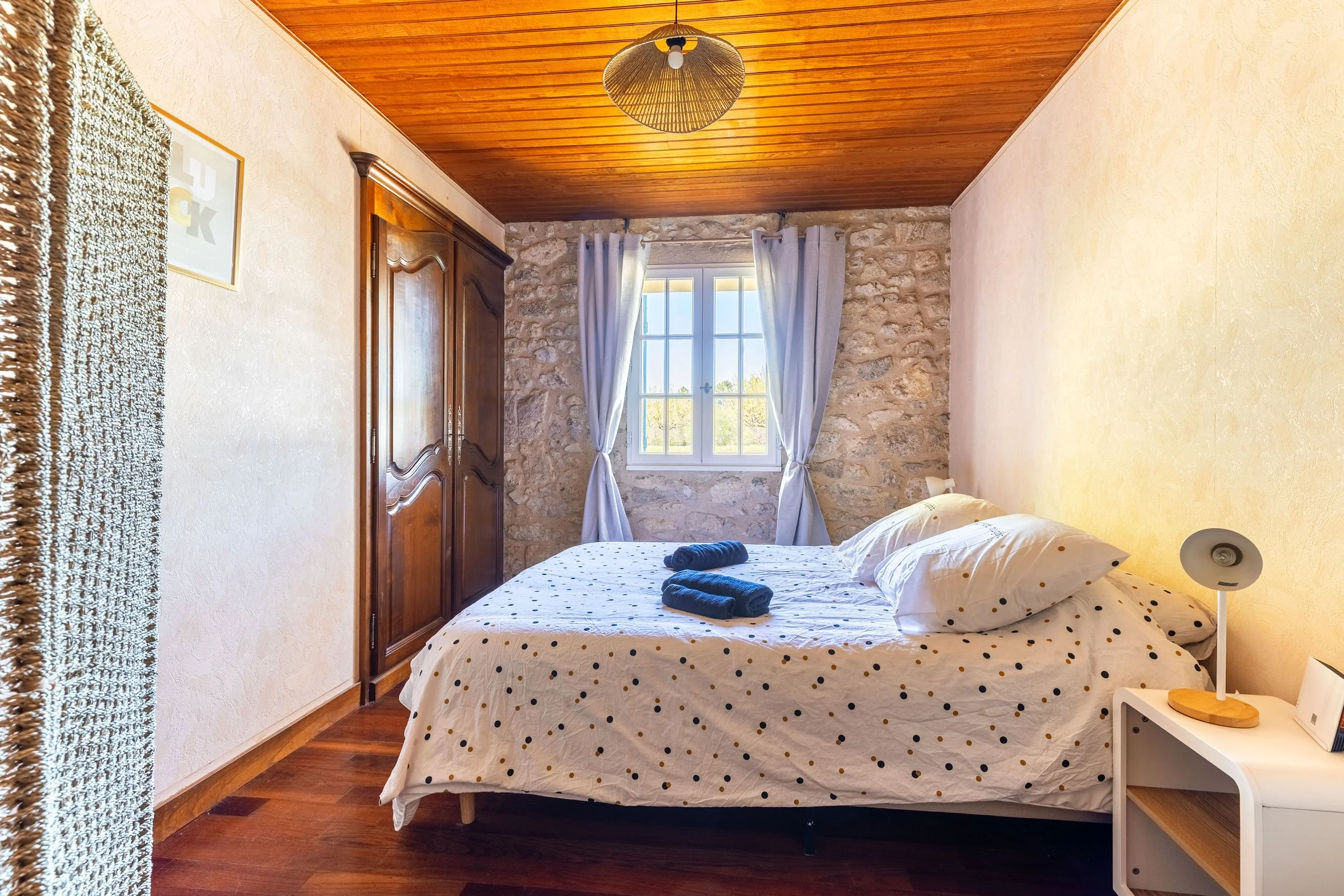 17. Chambre 2.1.jpg