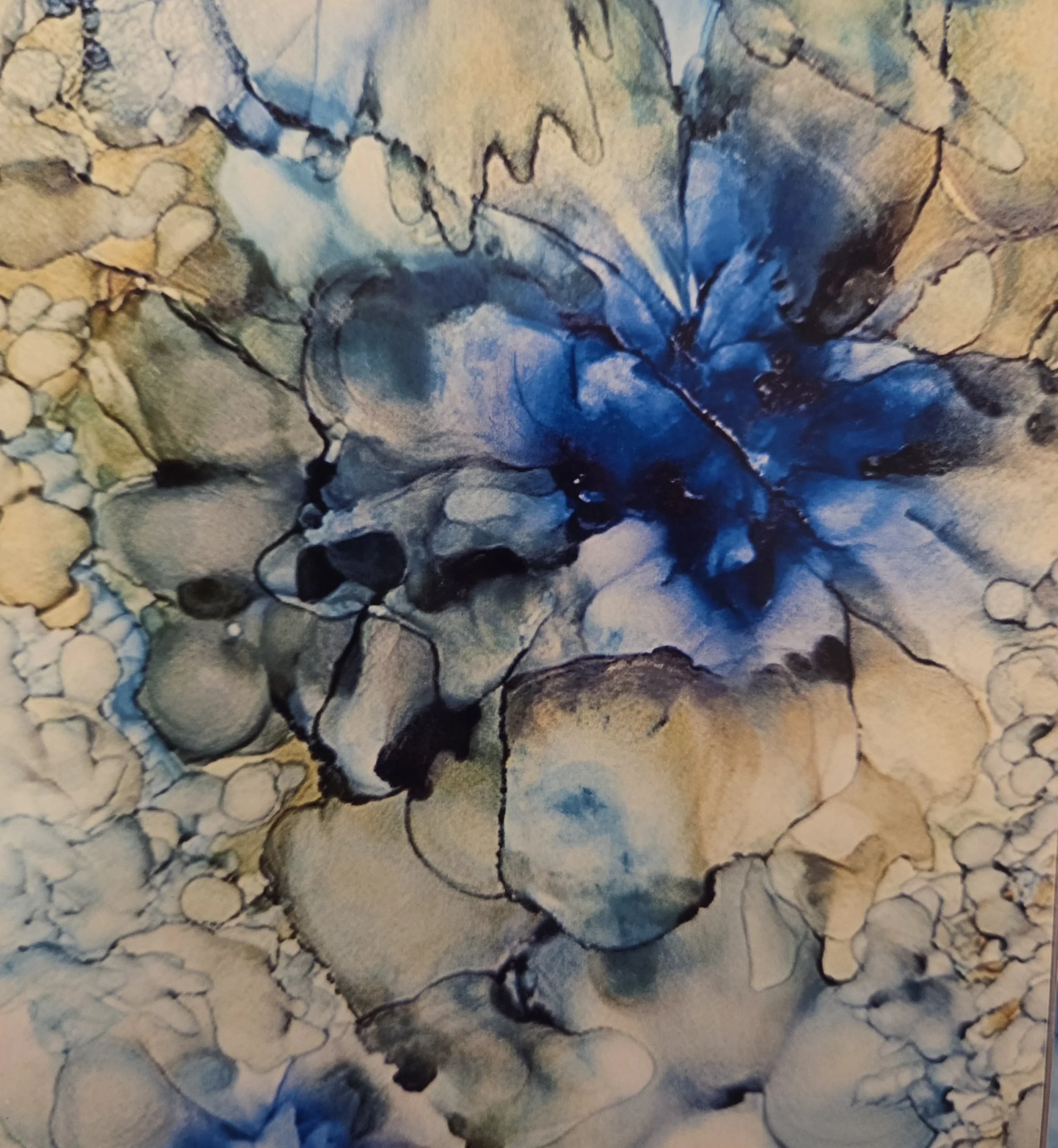 Create Coasters with Alcohol Inks on tiles with Pat