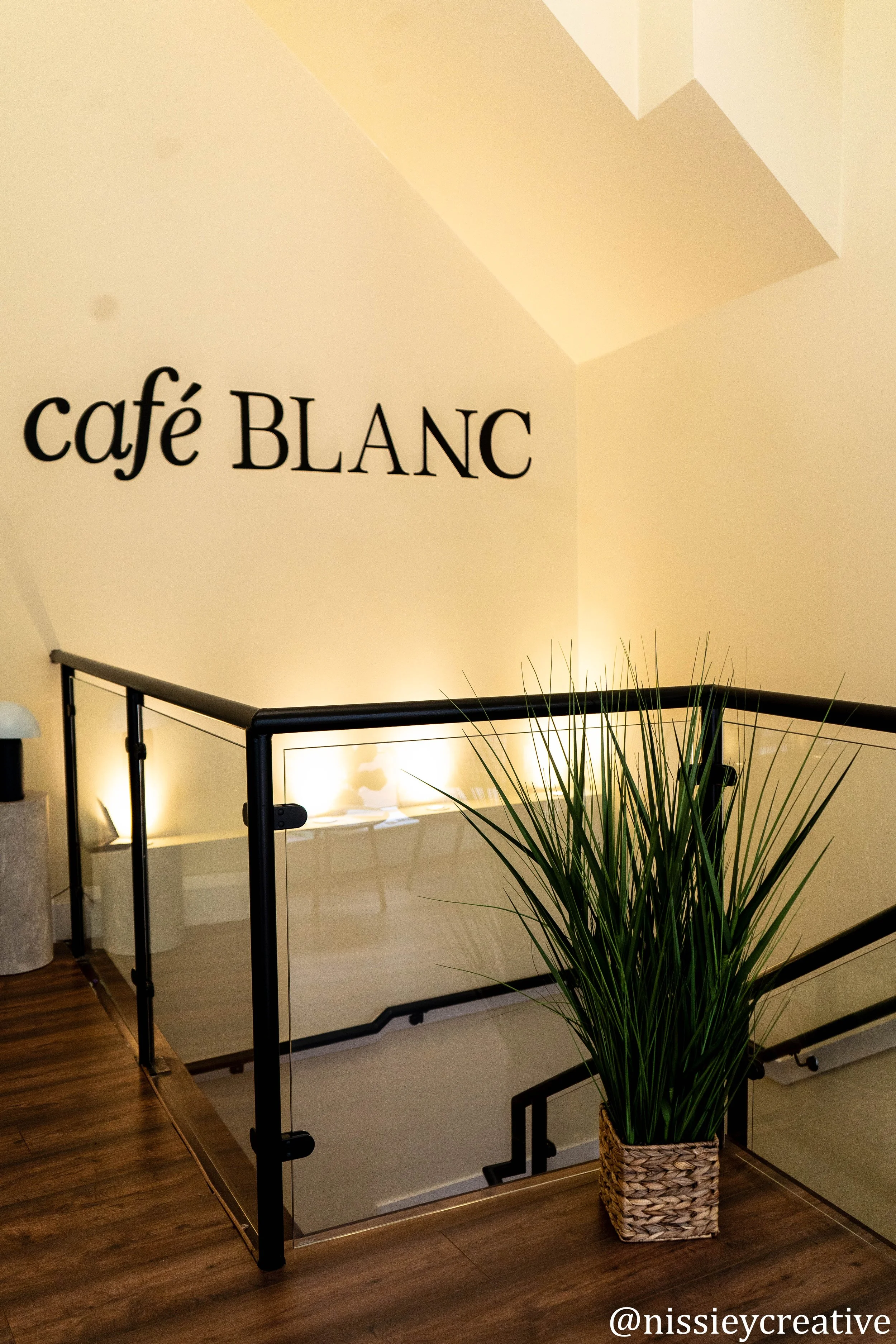 Cafe Blanc