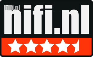 Logo von hifi.nl mit weißen Buchstaben auf schwarzem Hintergrund und fünf weiße Sterne auf rotem Hintergrund