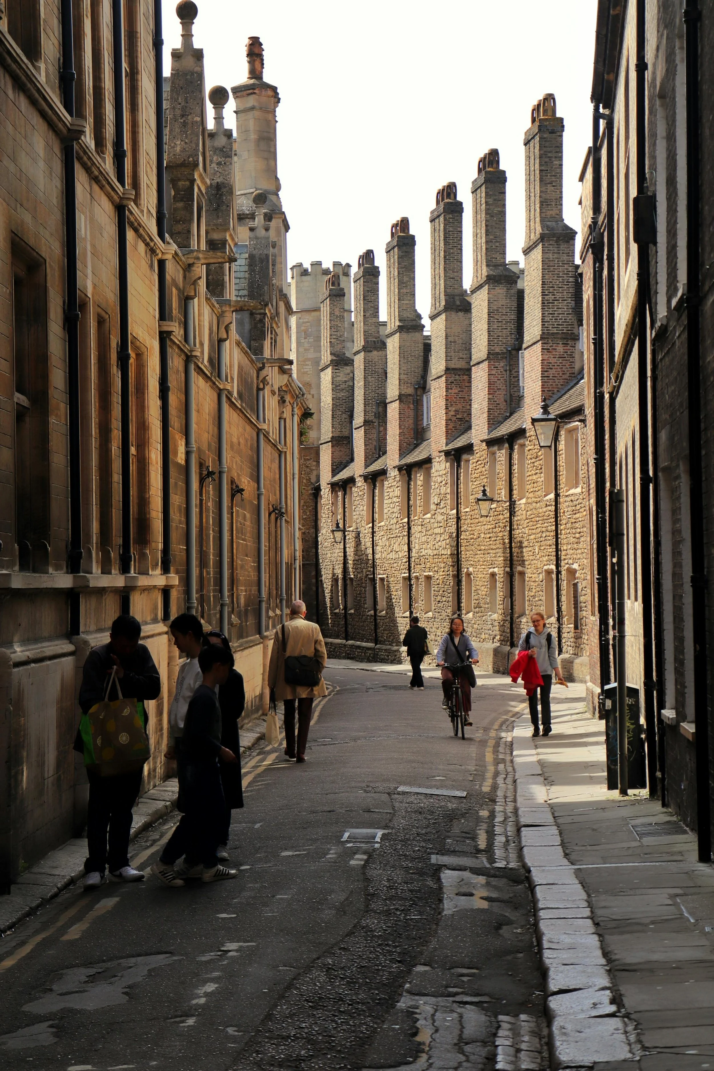 Getting Around Cambridge Without Stress: Parking, Cycling and Public Transport