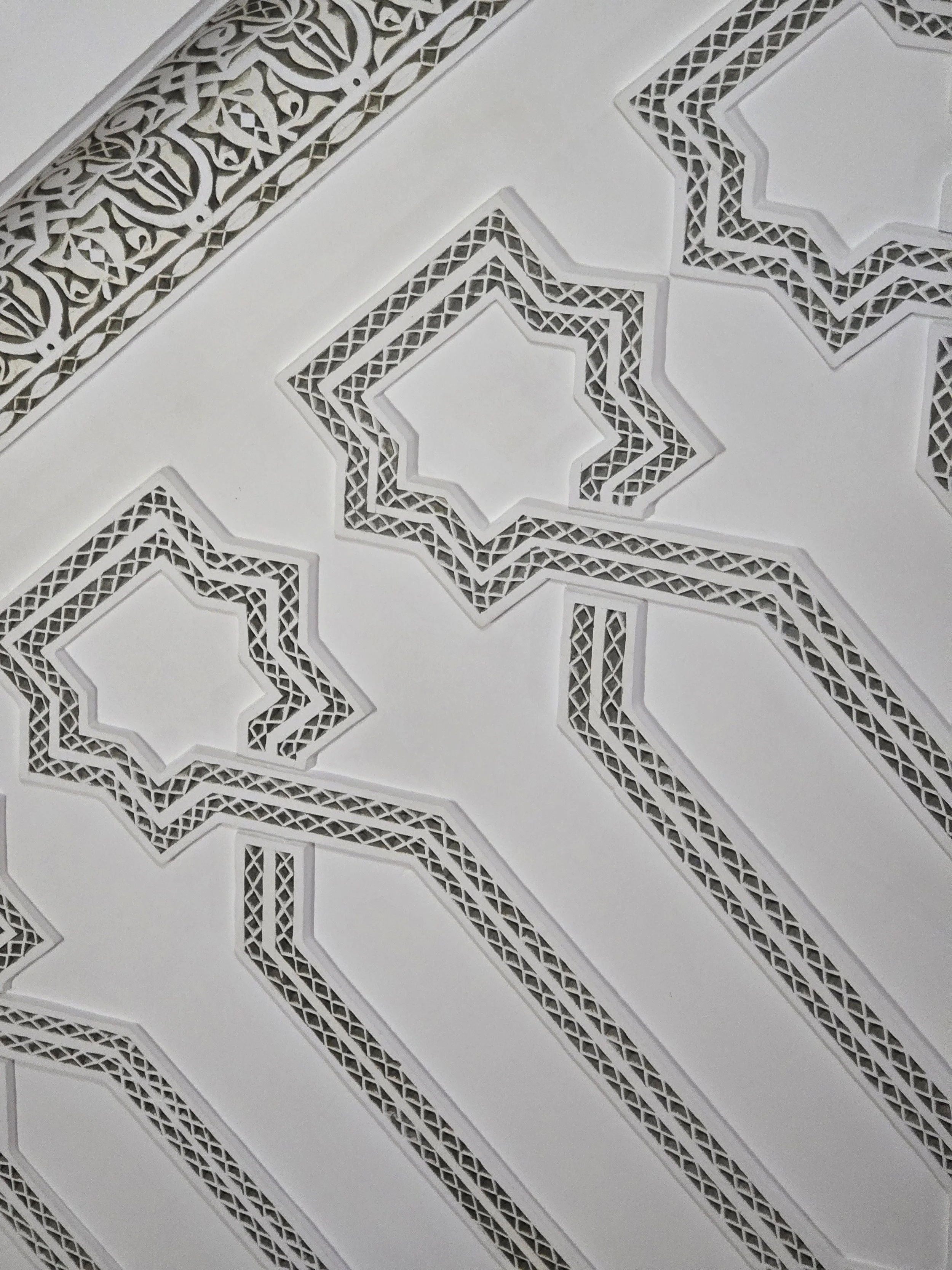 andalusische-style-gipsornamenten-voor-plafond-gipsdecoratie