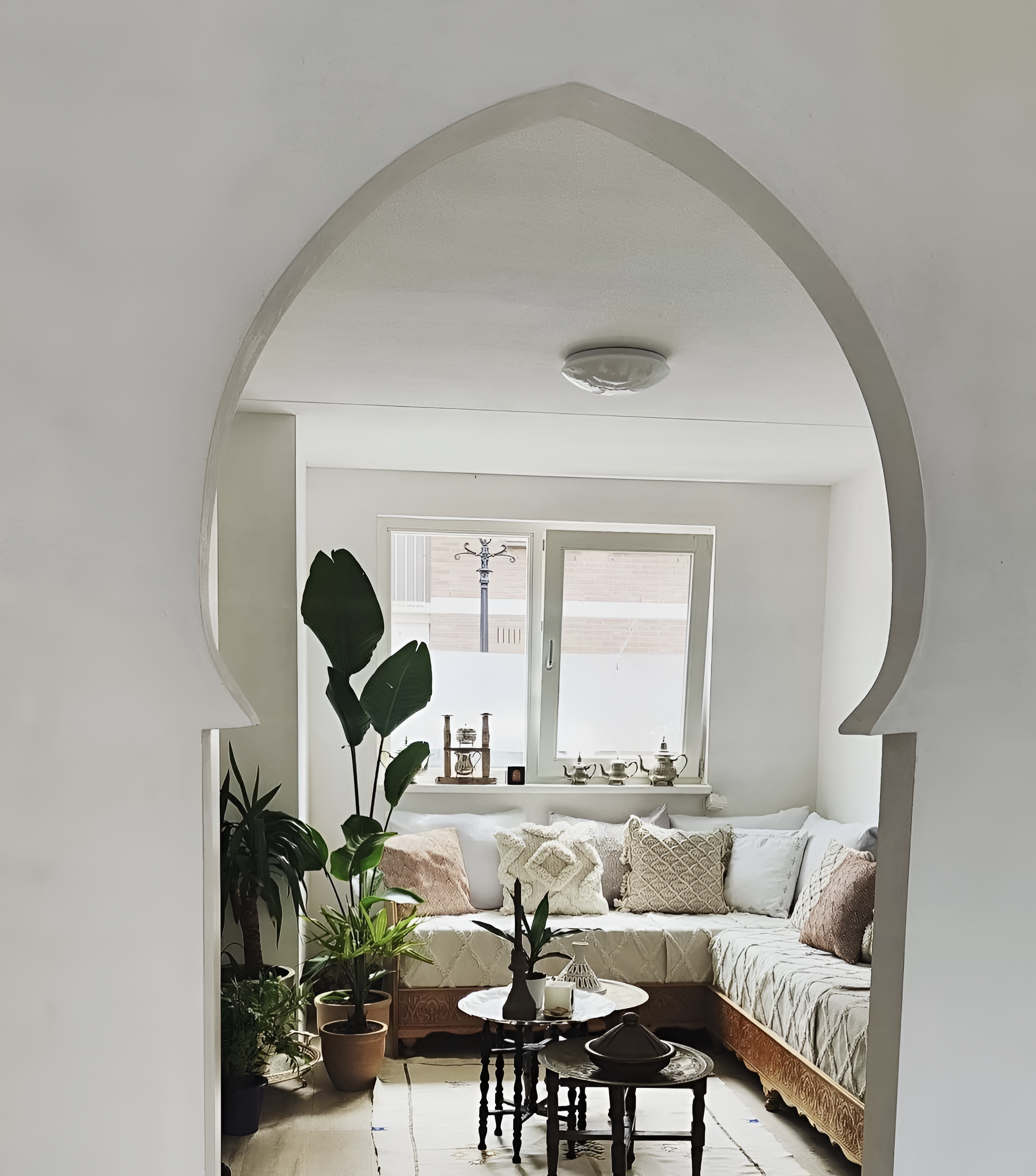 Gips-toog-deur-opening-gipswerk-ornamentenhuis-toog