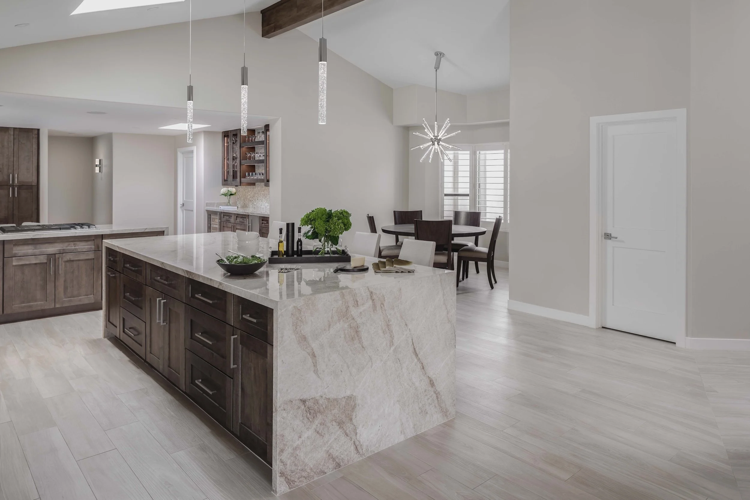 Kitchen_Dining Table 1.jpg