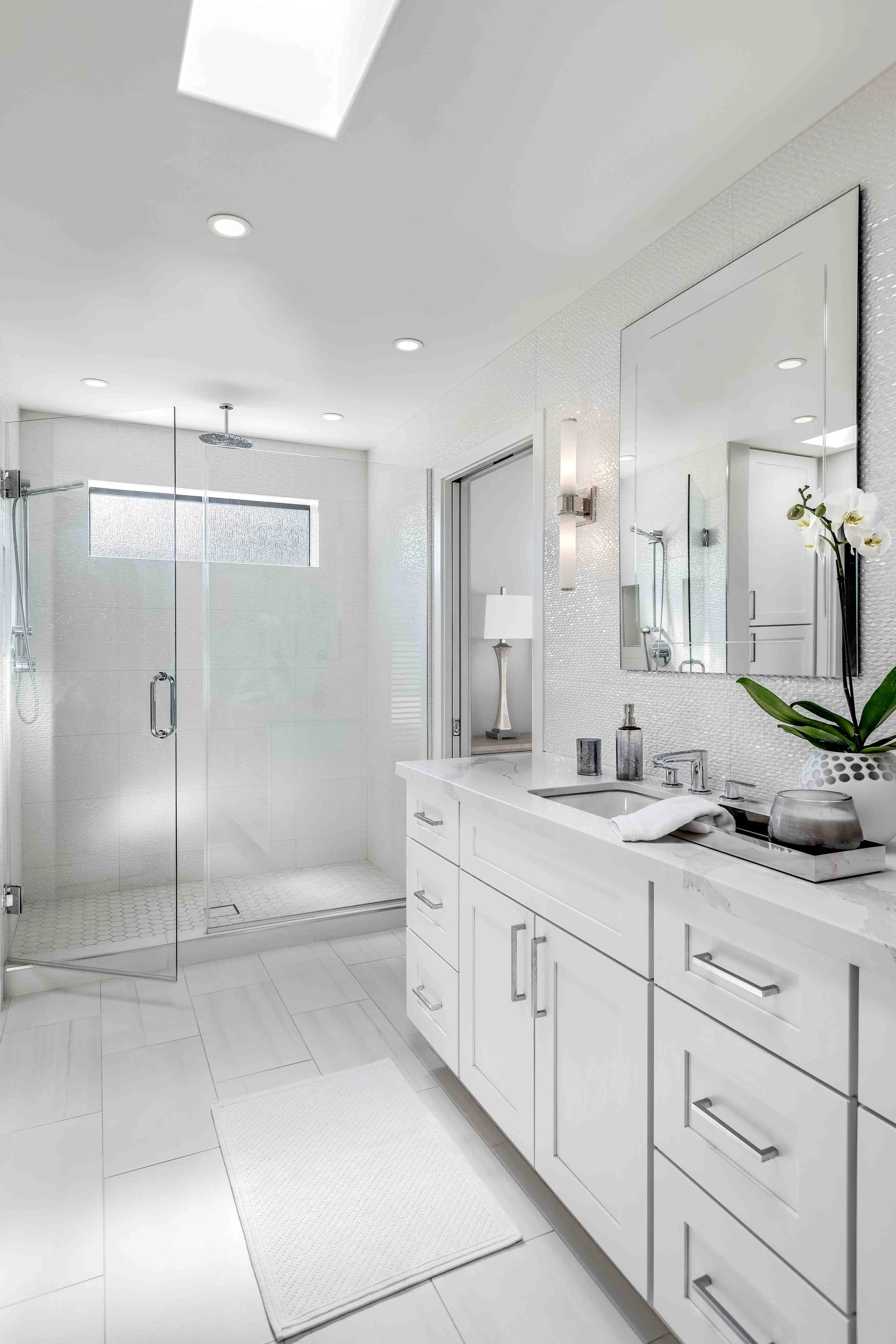 Master Bathroom 2.jpg