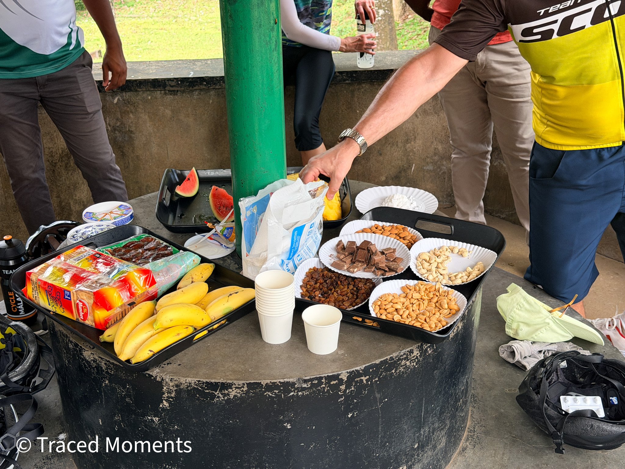 A multitude of snacks every 20 kms or so never ceased to excite us!