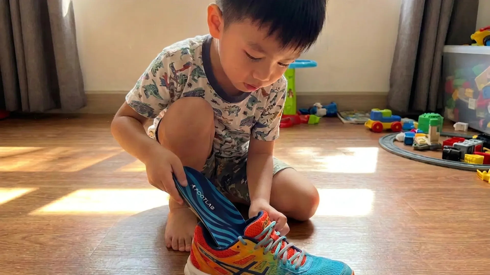 Do Children Need Custom Insoles? Signs Parents Should Watch For