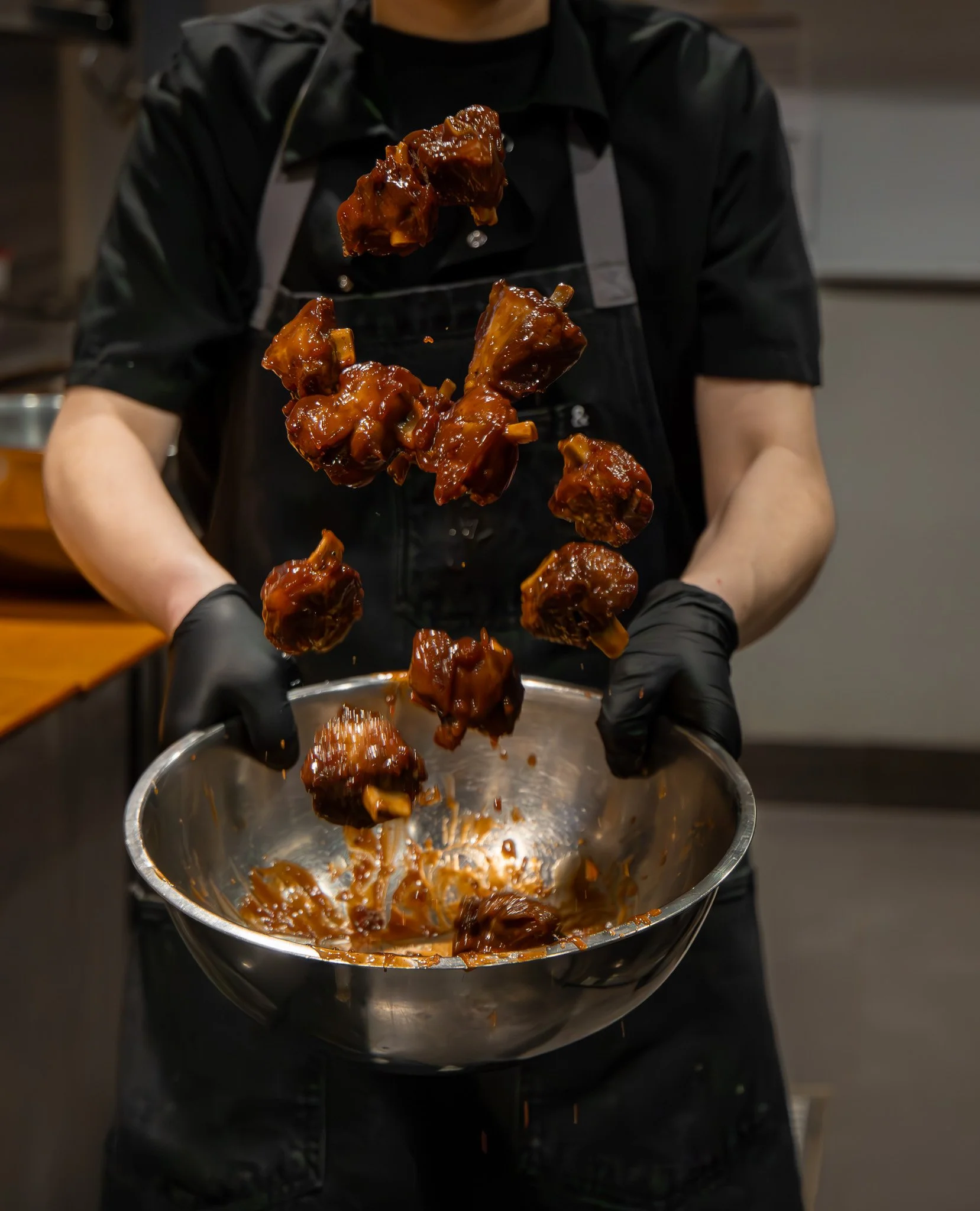 pork shank pig wings in basket