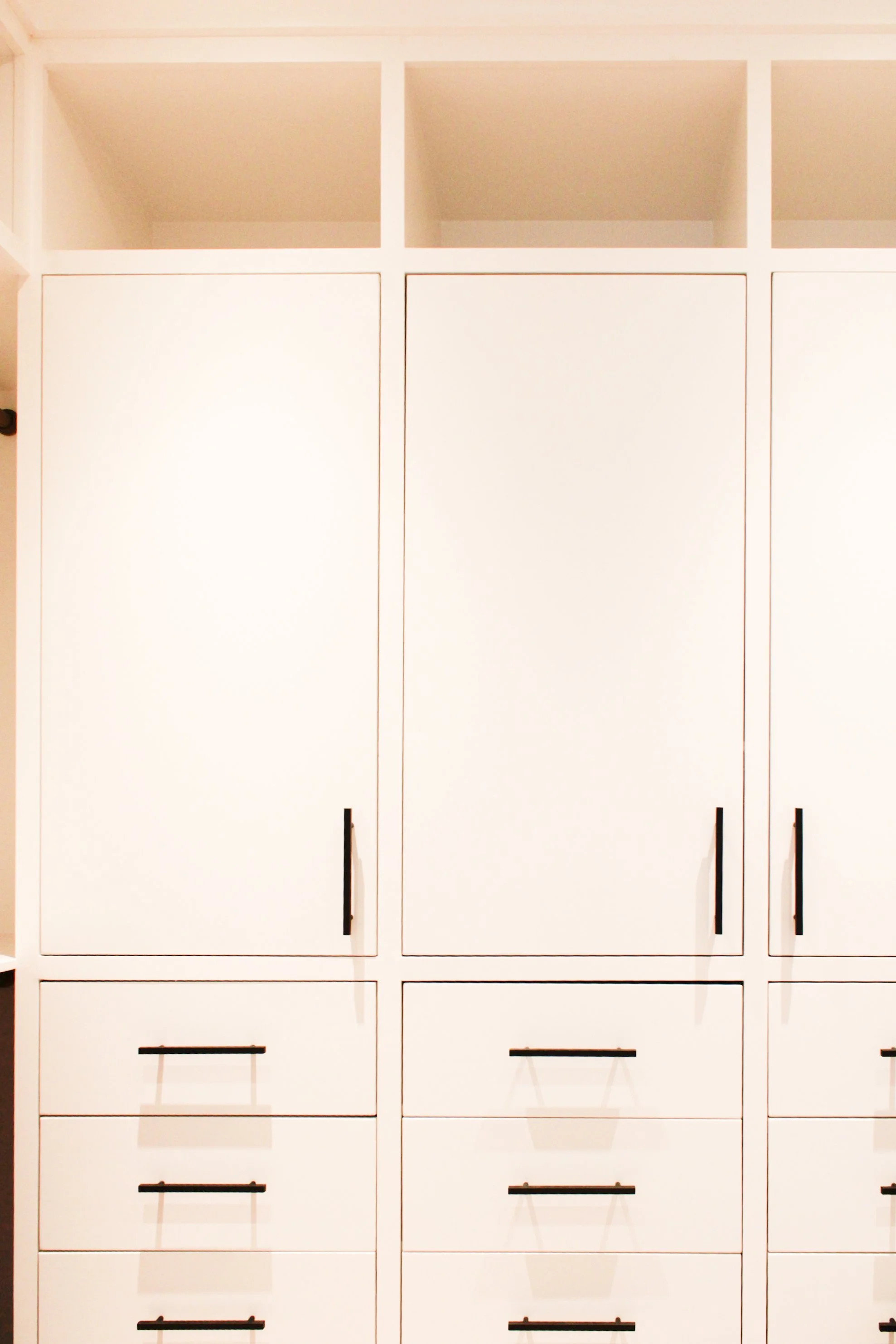 Estuary Lane Kiawah Island Luxury Residential Interior & Exterior Painting 
Cabinet Refinishing
NGR Painting LLC