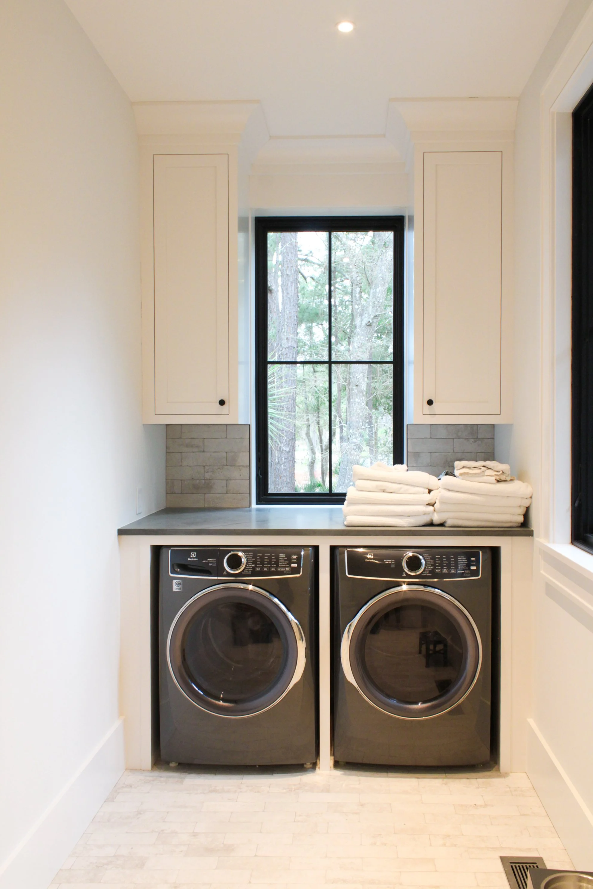 Estuary Lane Kiawah Island Luxury Residential Interior & Exterior Painting 
NGR Painting LLC