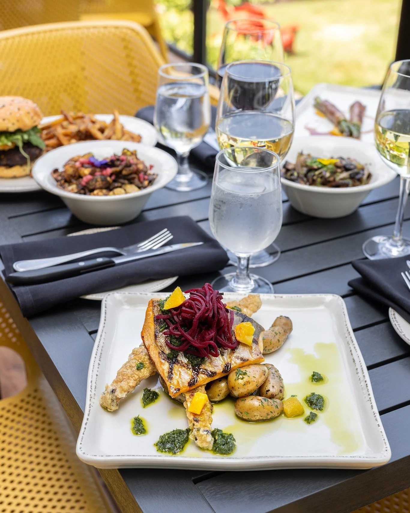 At Maxwell&rsquo;s patio, every bite is crafted with love in an ambiance that's both elegant and inviting. 🍽️ Pair your meal with a glass of wine and savour the bliss of summer evenings. 

Don&rsquo;t miss out on a night to remember! Reserve your ta