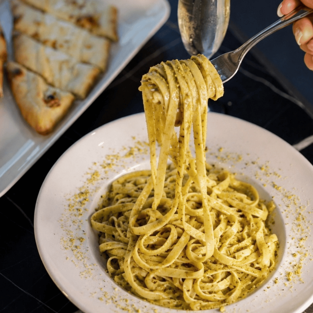 Fettuccine Pesto at Efendi