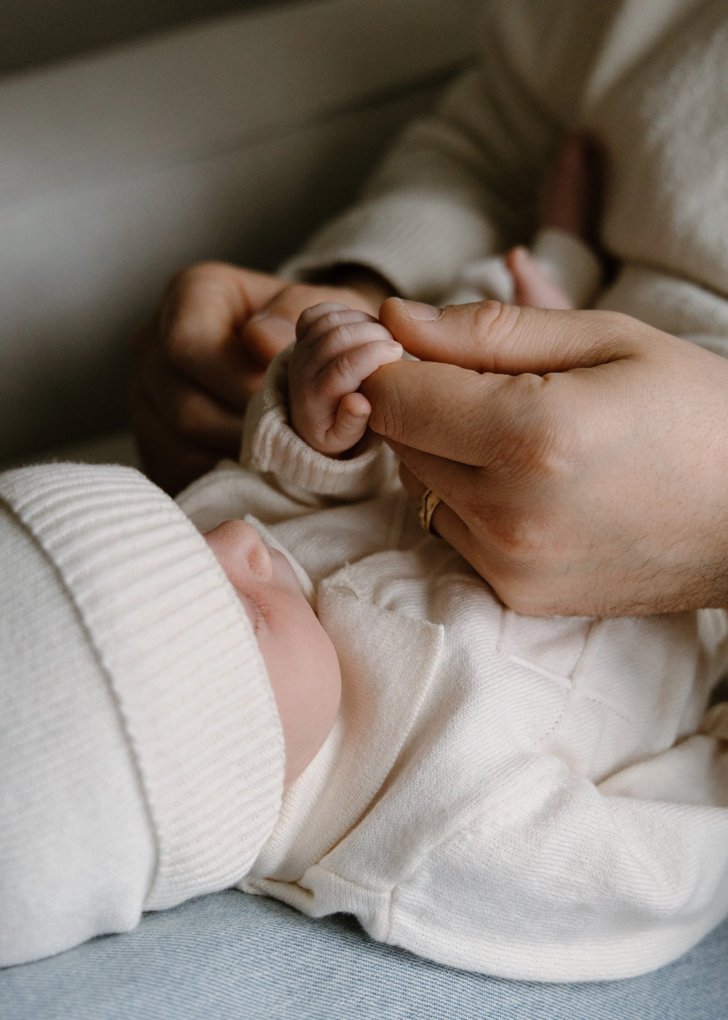 Rory & Lily's Newborn Session, newborn photography, newborn photographer, family photographer, twin babies, twin photography, Minneapolis photographer, in-home session, in-home photography