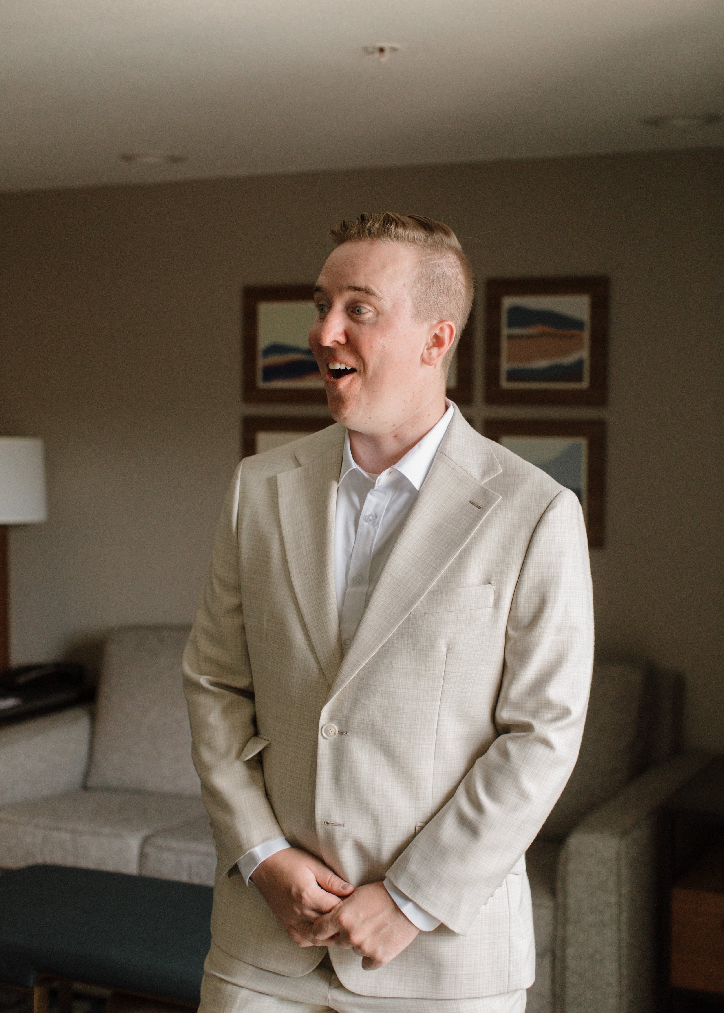 Bride & Groom First Look, Breckenridge CO, Destination wedding, Marisa Claire Photography, Wedding Photographer