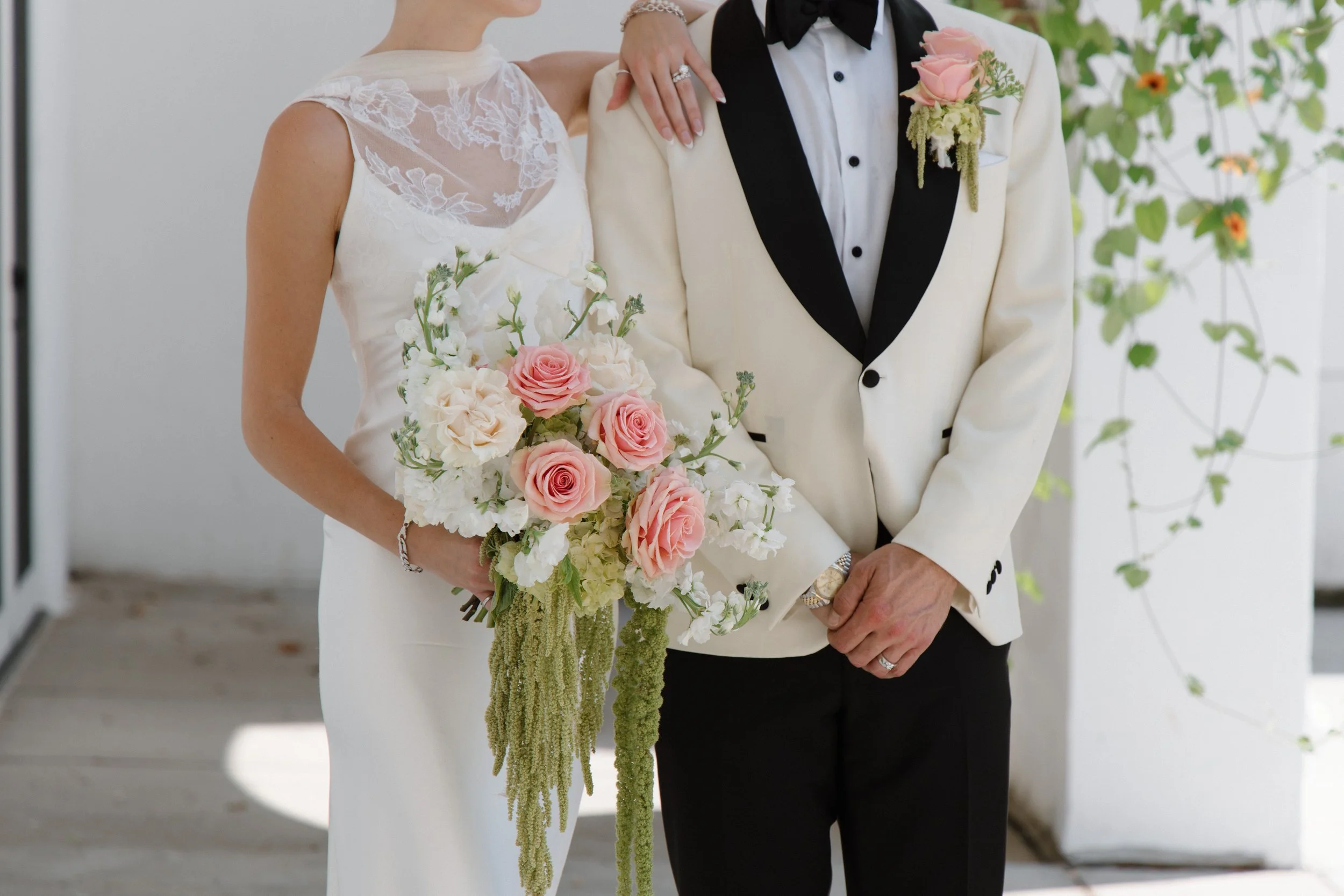 Wedding Photographer, elegant photography, timeless photography, true to color photographer, true to color edits, wedding photography, couples photography, wedding photos, destination photographer, Minnesota photographer