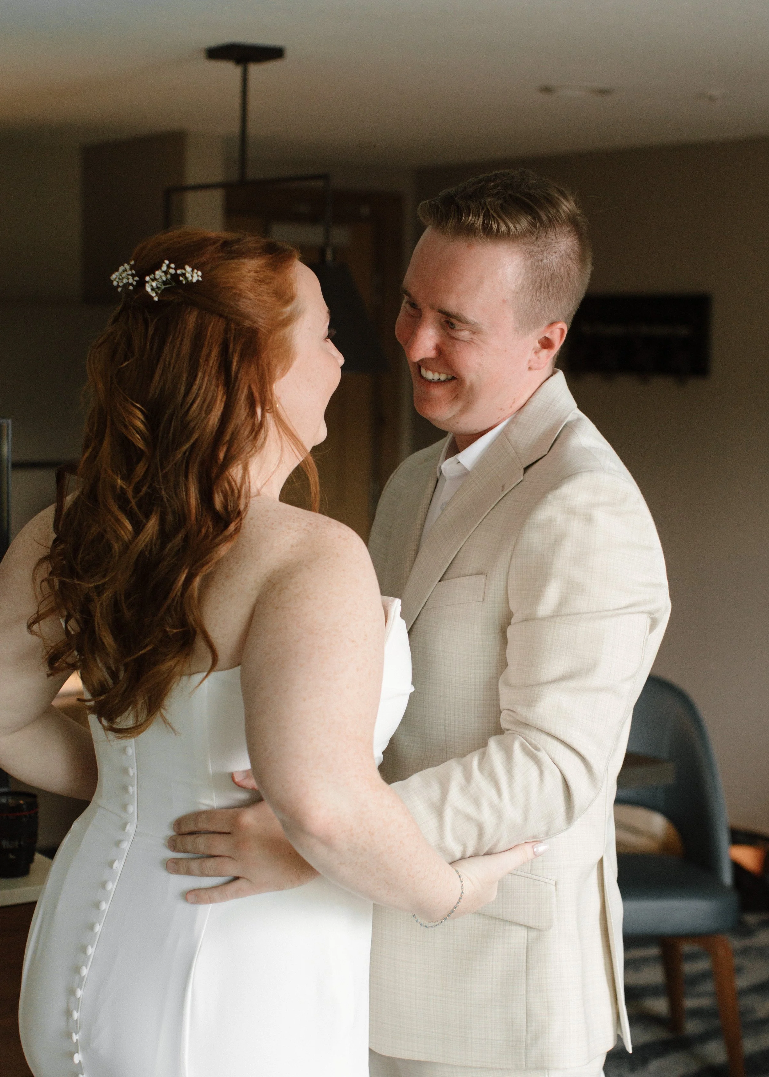 Bride & Groom First Look, Breckenridge CO, Destination wedding, Marisa Claire Photography, Wedding Photographer
