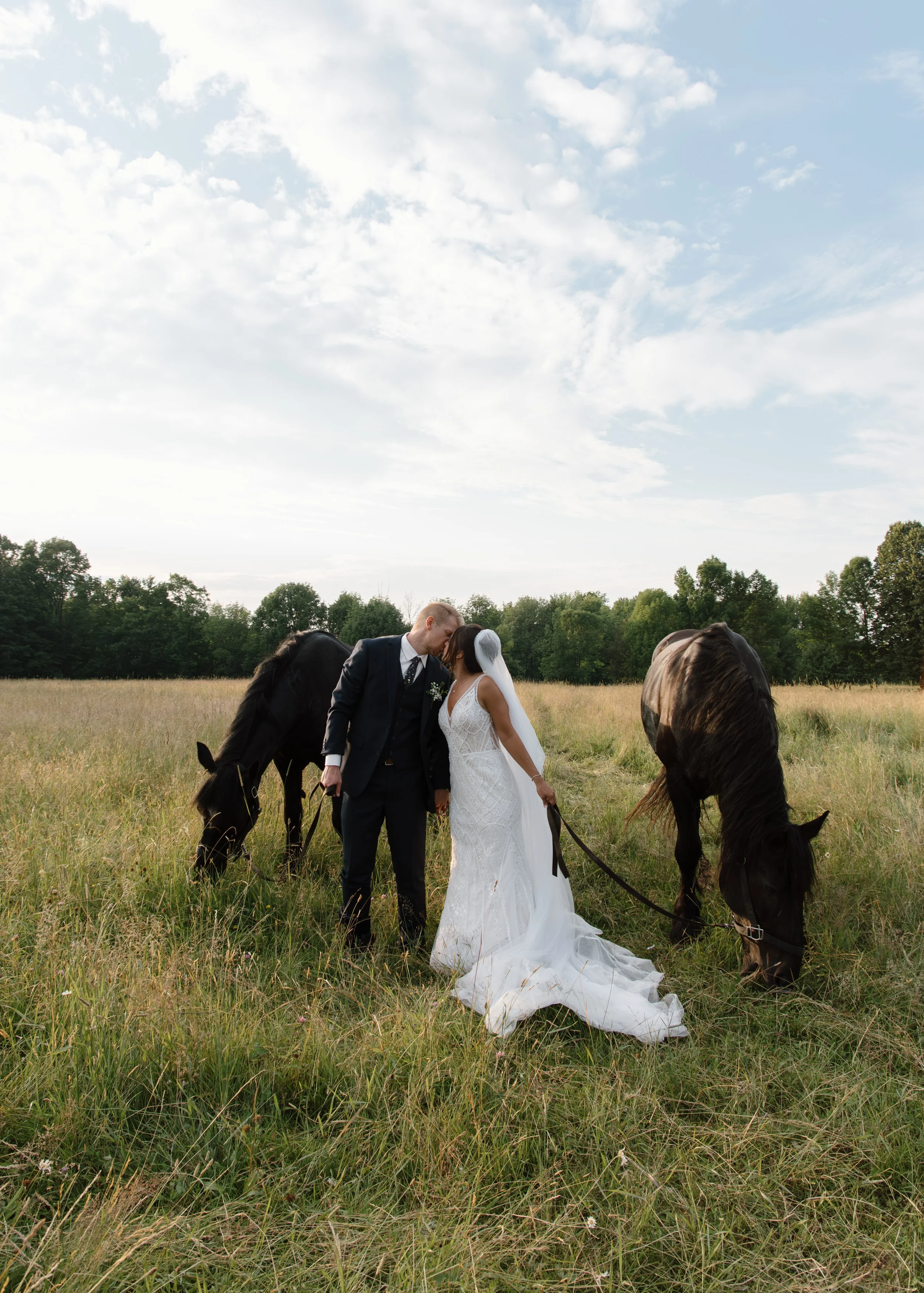 Wedding Photographer, elegant photography, timeless photography, true to color photographer, true to color edits, wedding photography, couples photography, wedding photos, destination photographer, Minnesota photographer