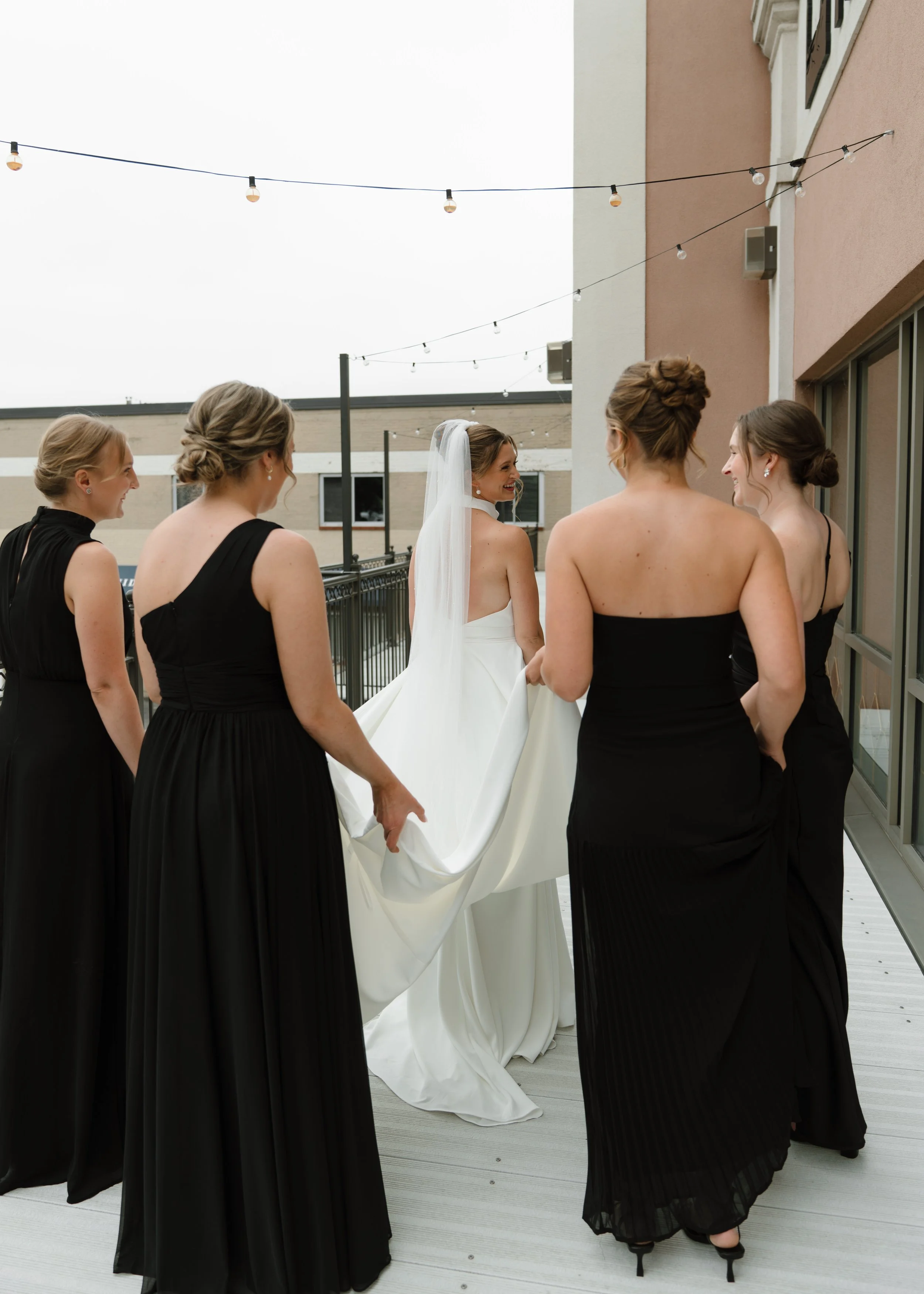 LaPanta Omann Wedding portraits, bride getting ready portraits, bridal portraits