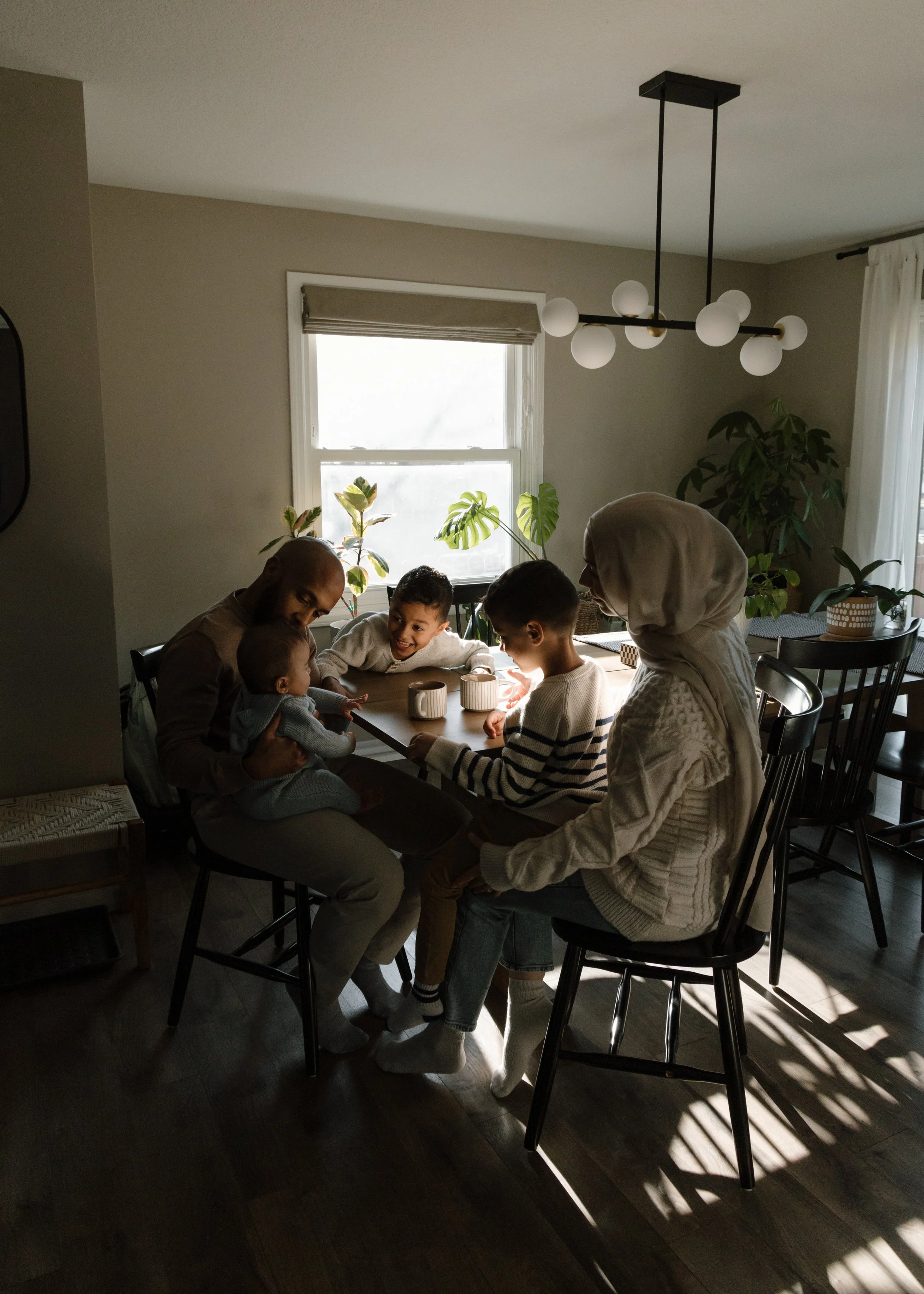 In home Session, Minnesota family photographer, Family Photography, elegant, timeless photography, true to color photographer, true to color edits, couples photography, family photos, destination photographer, organic portraits