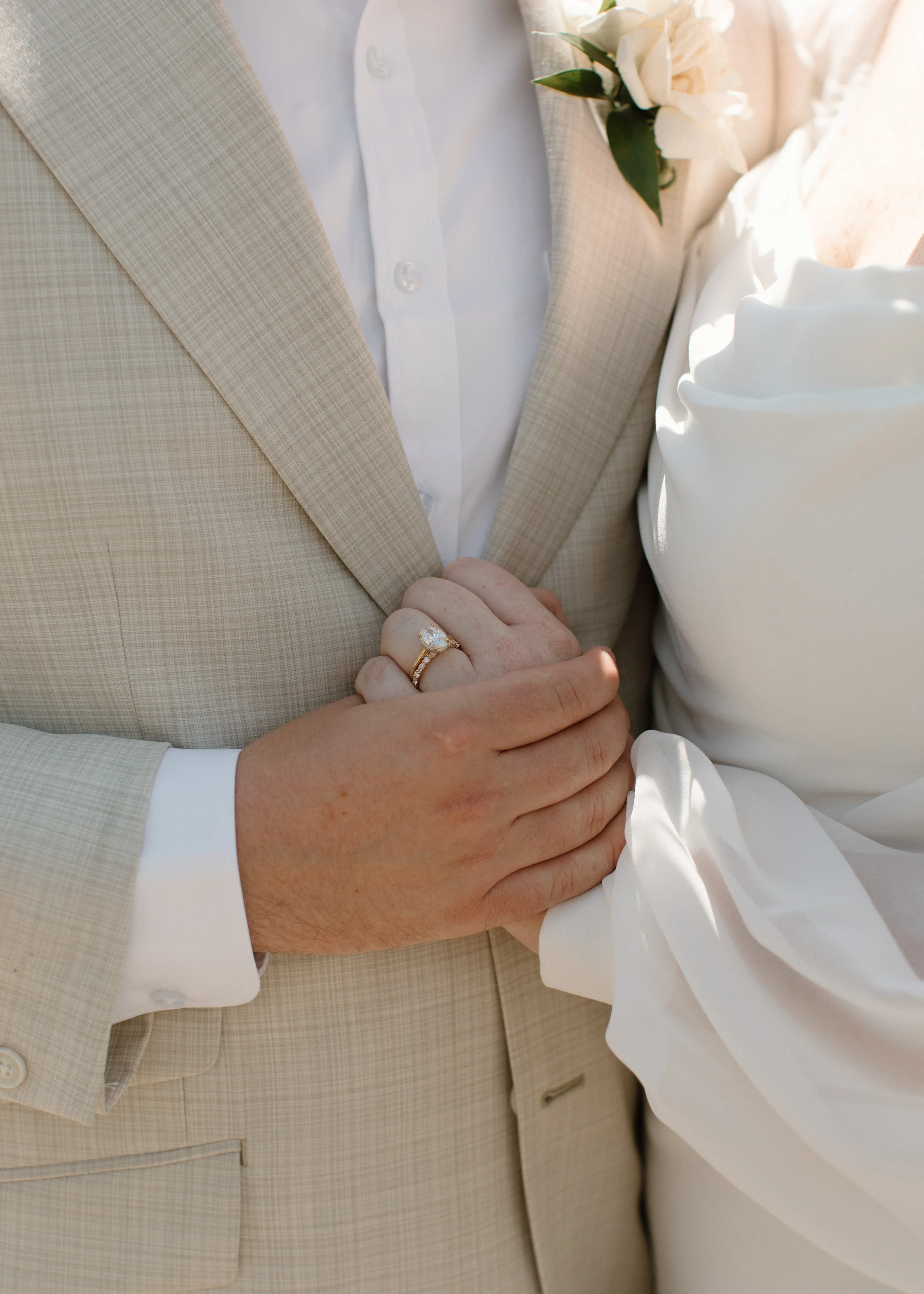 Bride & Groom Photos, Breckenridge CO, Destination wedding, Marisa Claire Photography, Wedding Photographer