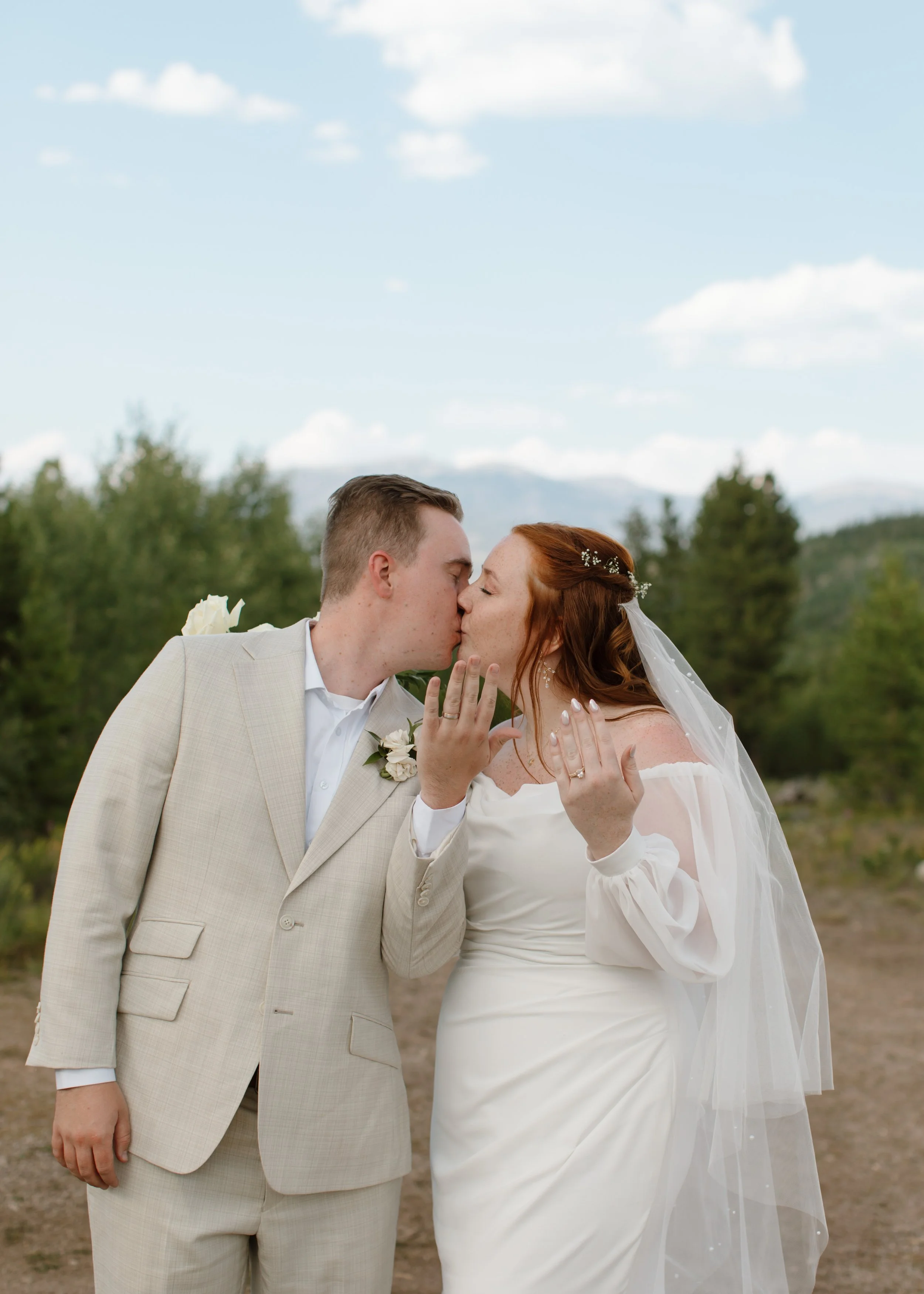 Colorado photographer, Wedding Photography, elegant, timeless photography, true to color photographer, true to color edits, couples photography, wedding photos, Minnesota wedding photographer, destination photographer