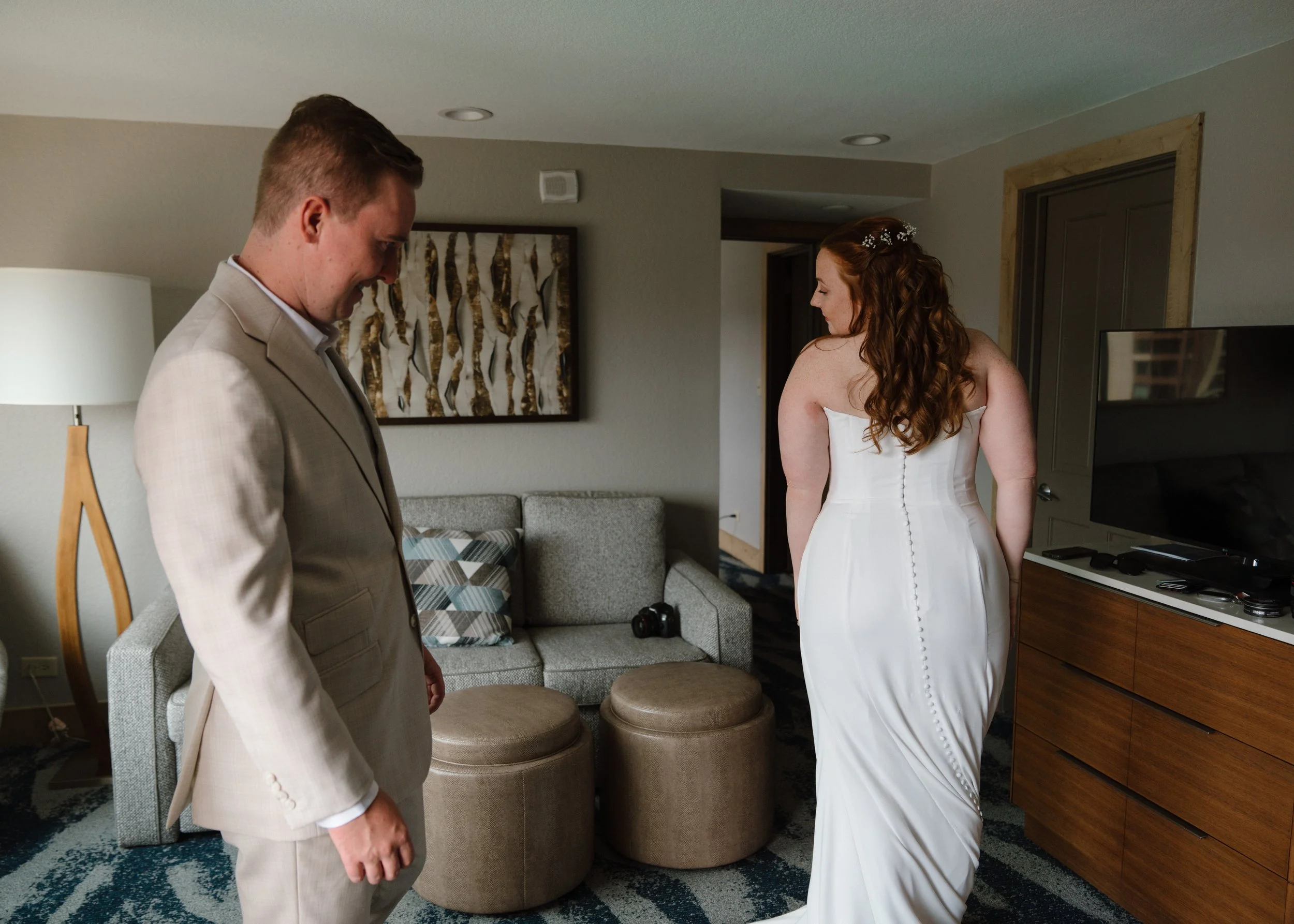 Bride & Groom First Look, Breckenridge CO, Destination wedding, Marisa Claire Photography, Wedding Photographer