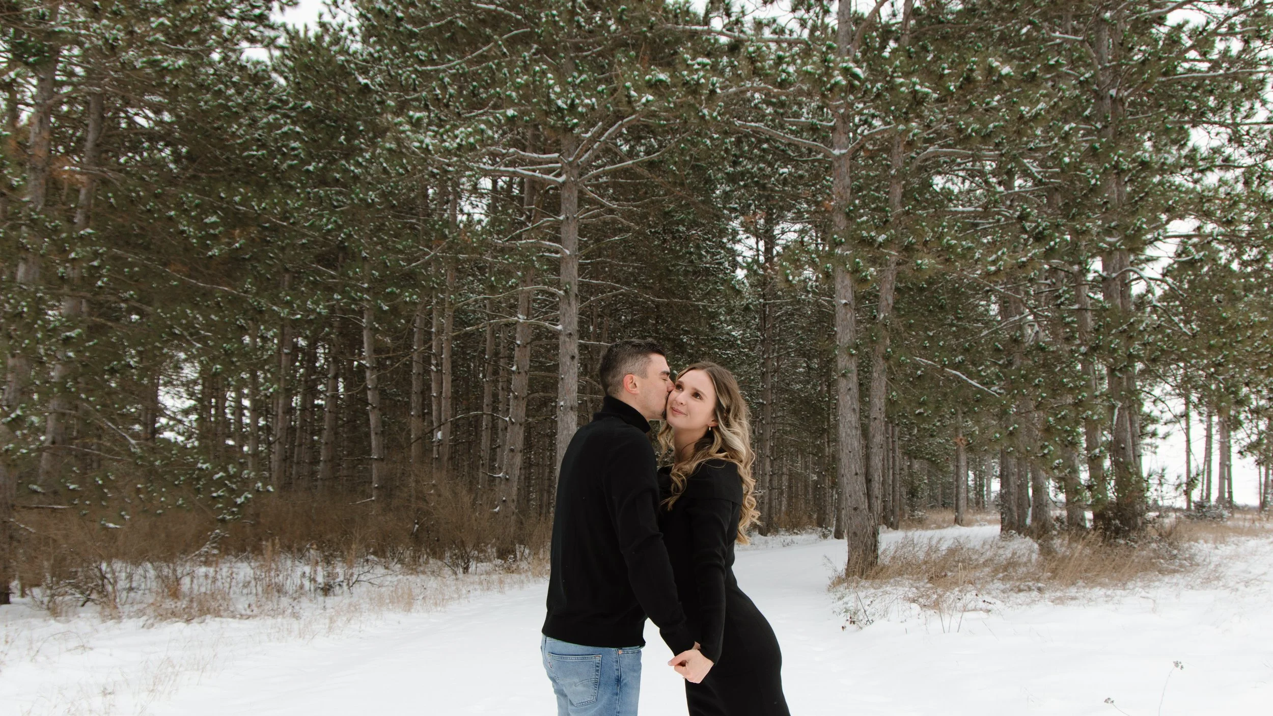 Engagement Session, Minnesota couples photographer, Couples Photography, elegant, timeless photography, true to color photographer, true to color edits, wedding photography, engagement photos, destination photographer, organic portraits