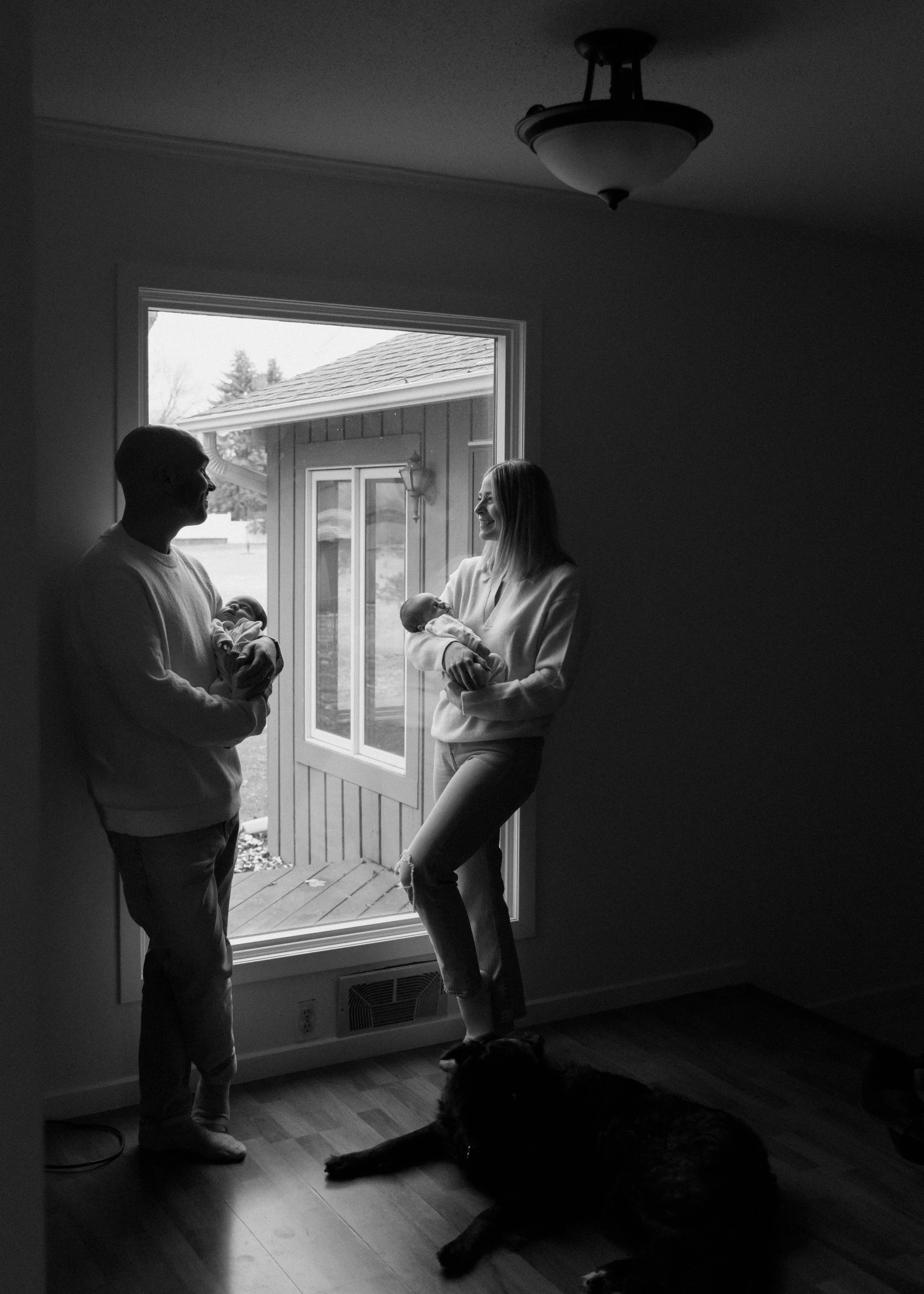 In home Session, Minnesota family photographer, Family Photography, elegant, timeless photography, true to color photographer, true to color edits, family photographer, family photos, destination photographer, organic portraits