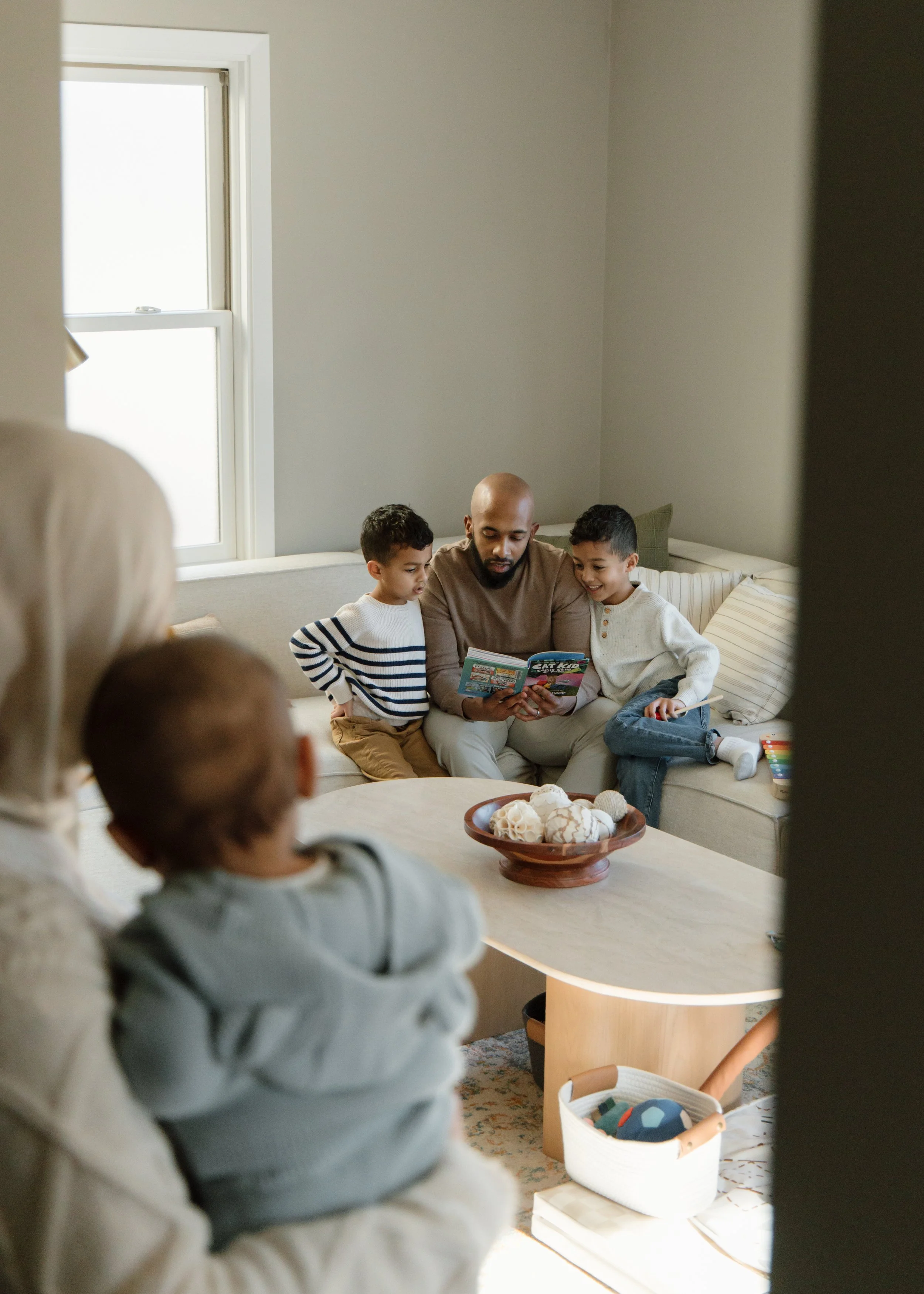 In home Session, Minnesota family photographer, Family Photography, elegant, timeless photography, true to color photographer, true to color edits, couples photography, family photos, destination photographer, organic portraits