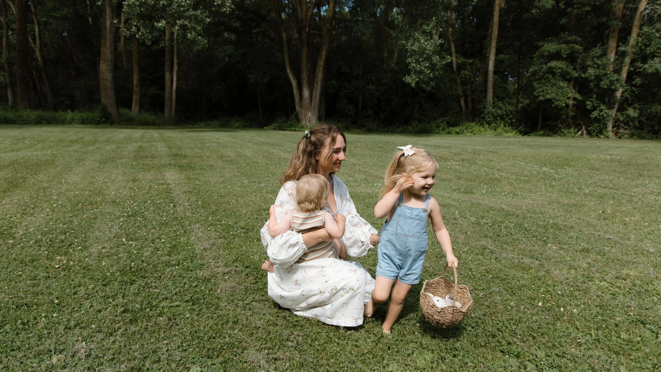 Family Session, Minnesota family photographer, Family Photography, elegant, timeless photography, true to color photographer, true to color edits, couples photography, family photos, spring photos, spring session