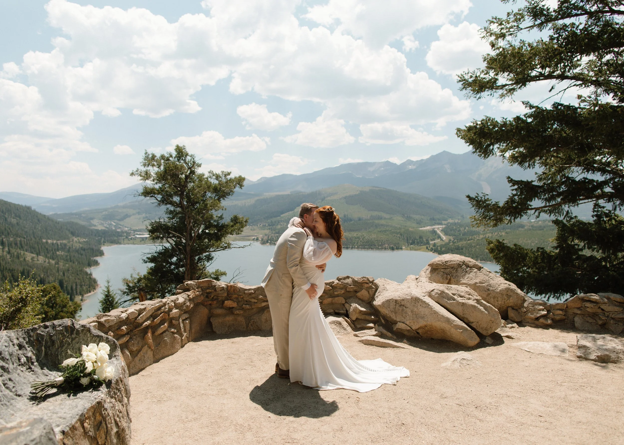 Bride & Groom Photos, Breckenridge CO, Destination wedding, Marisa Claire Photography, Wedding Photographer
